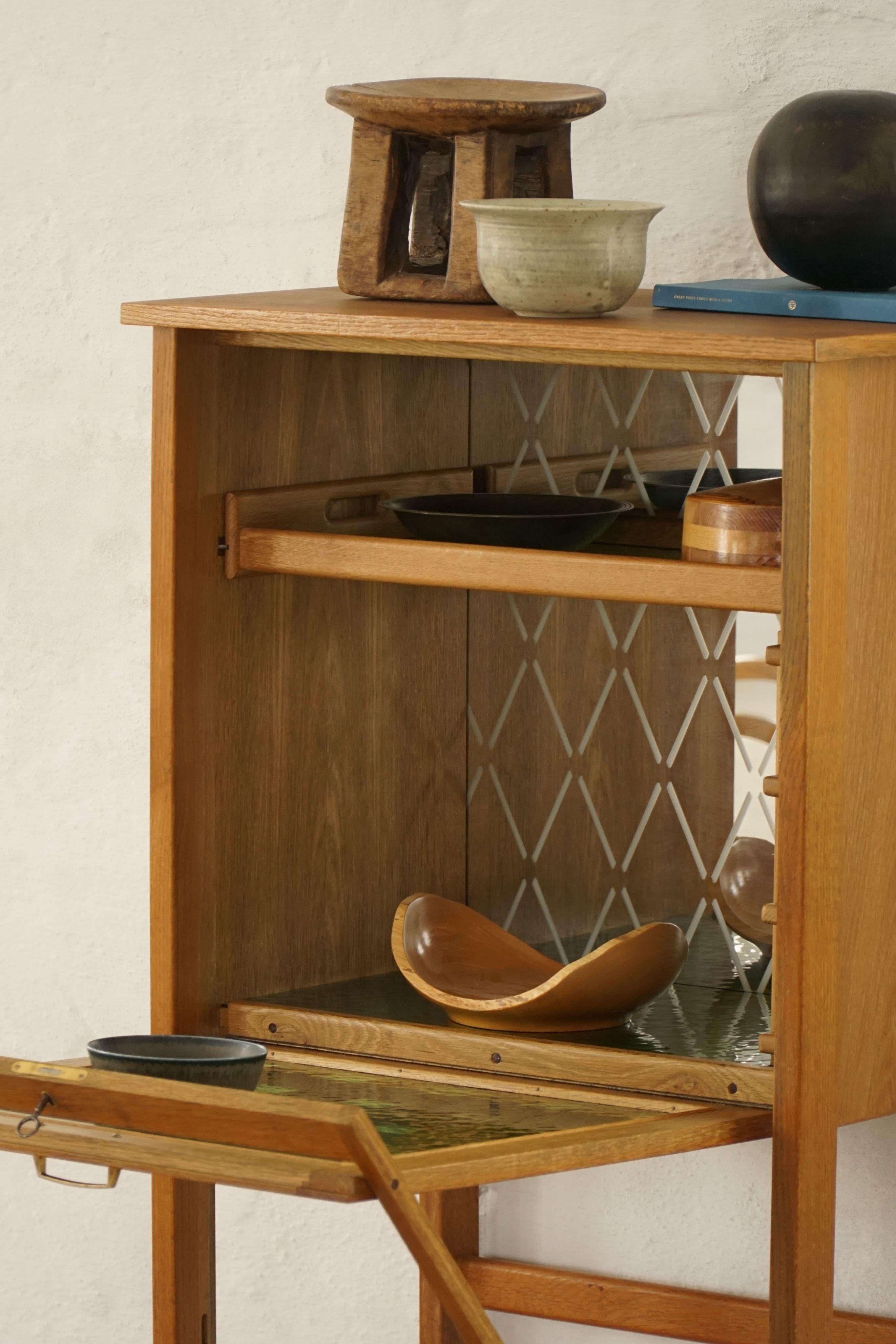 Danish Mid Century Modern, Elegant Bar Cabinet in Oak with Green Glass, 1960s For Sale 12