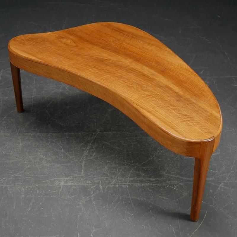 Wood Danish Mid-Century Modern Elliptical Coffee Table