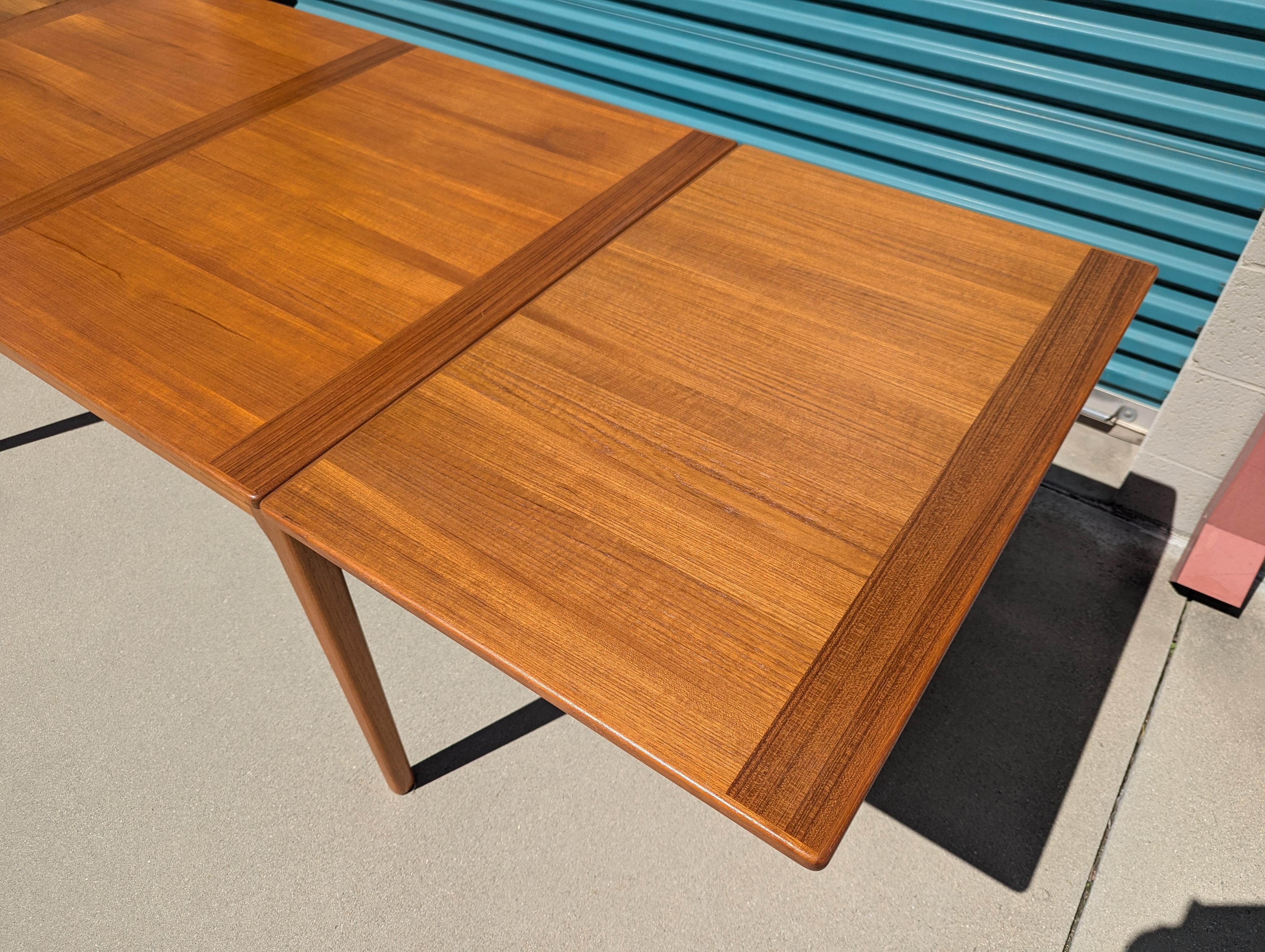 Dänischer ausziehbarer Esstisch aus Teakholz von Dyrlund, Mid-Century Modern, ca. 1960er Jahre 10