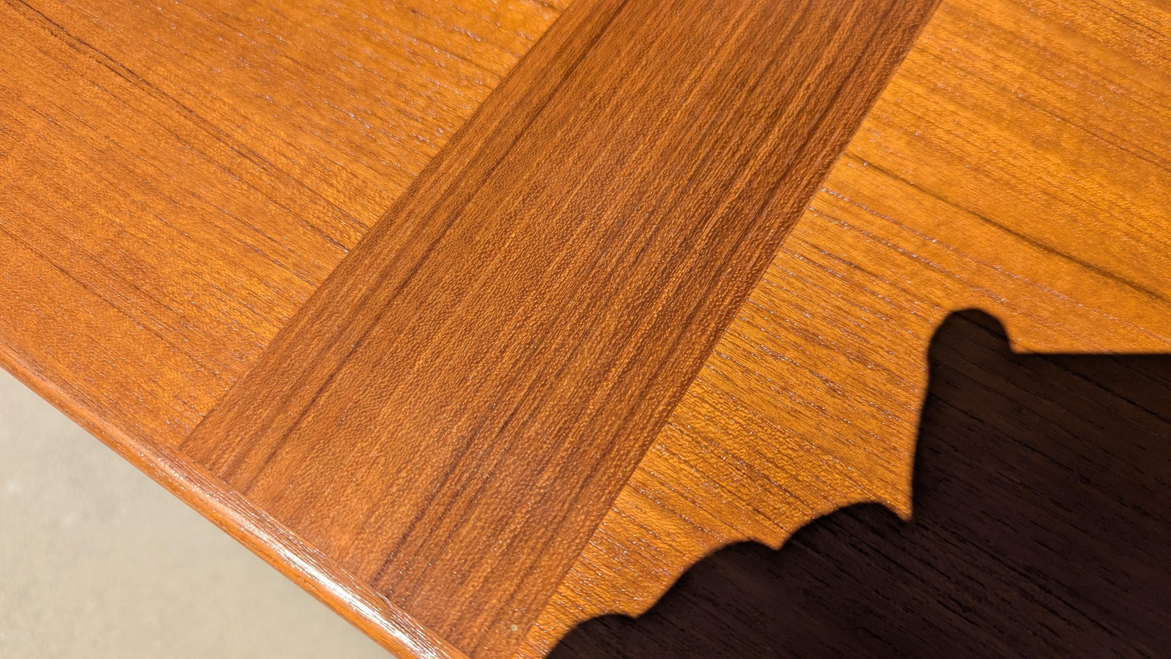Dänischer ausziehbarer Esstisch aus Teakholz von Dyrlund, Mid-Century Modern, ca. 1960er Jahre 13