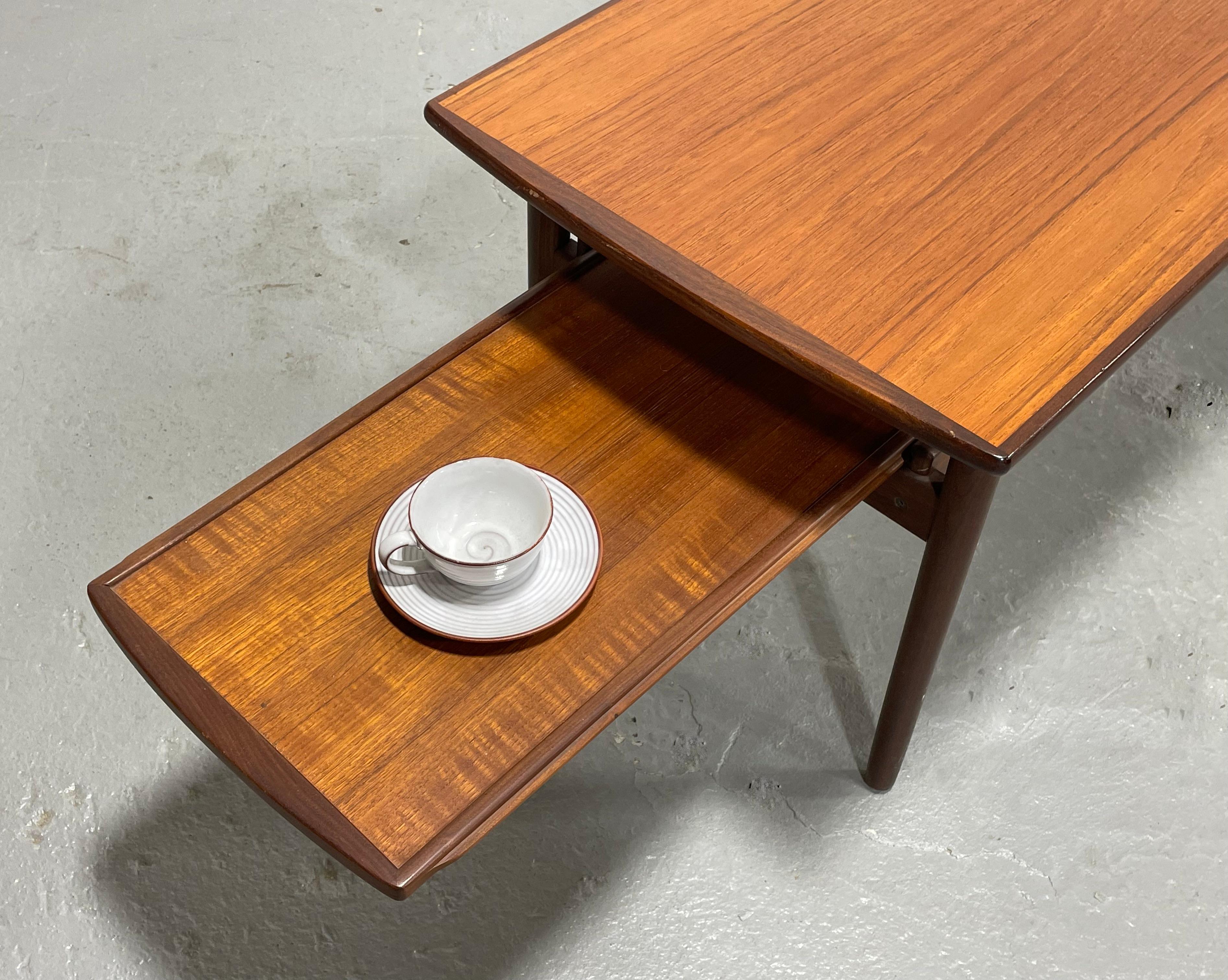 Danish Mid Century MODERN Expanding Teak COFFEE TABLE by Bramin, c. 1960s For Sale 6