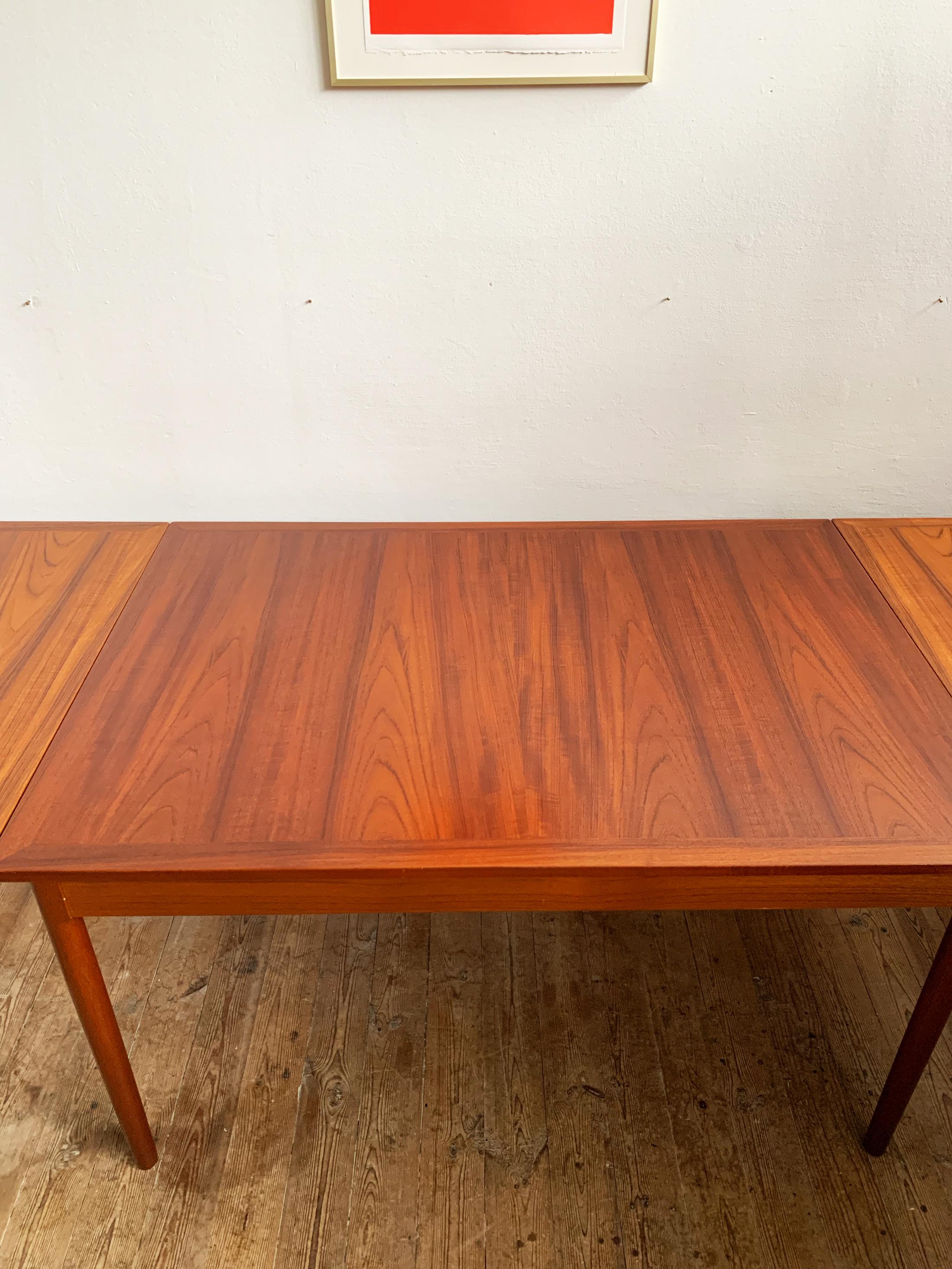 Danish Mid-Century Modern Extendable Teak Dining Table, 1950s For Sale 14