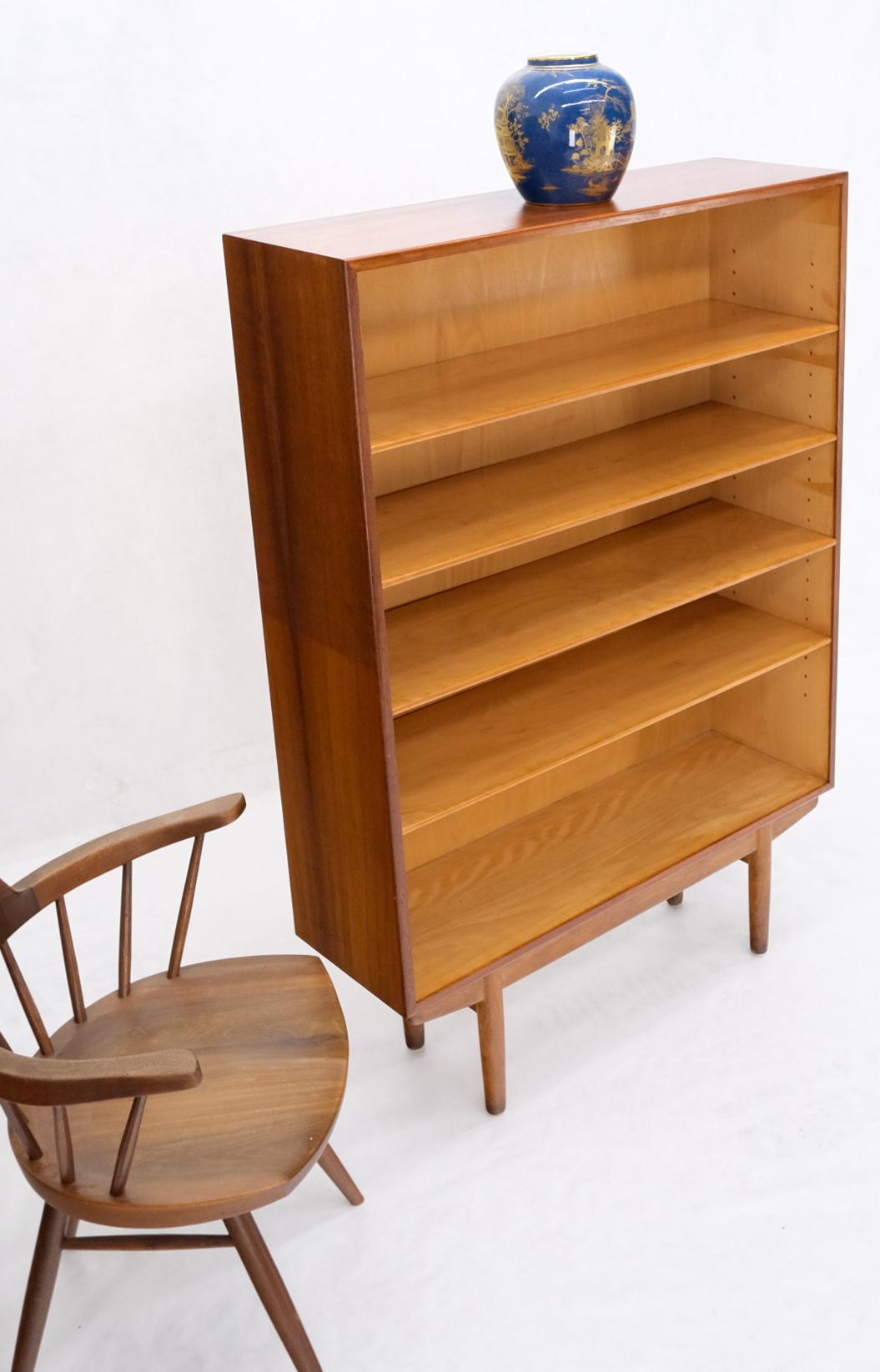 5 foot wide bookcase