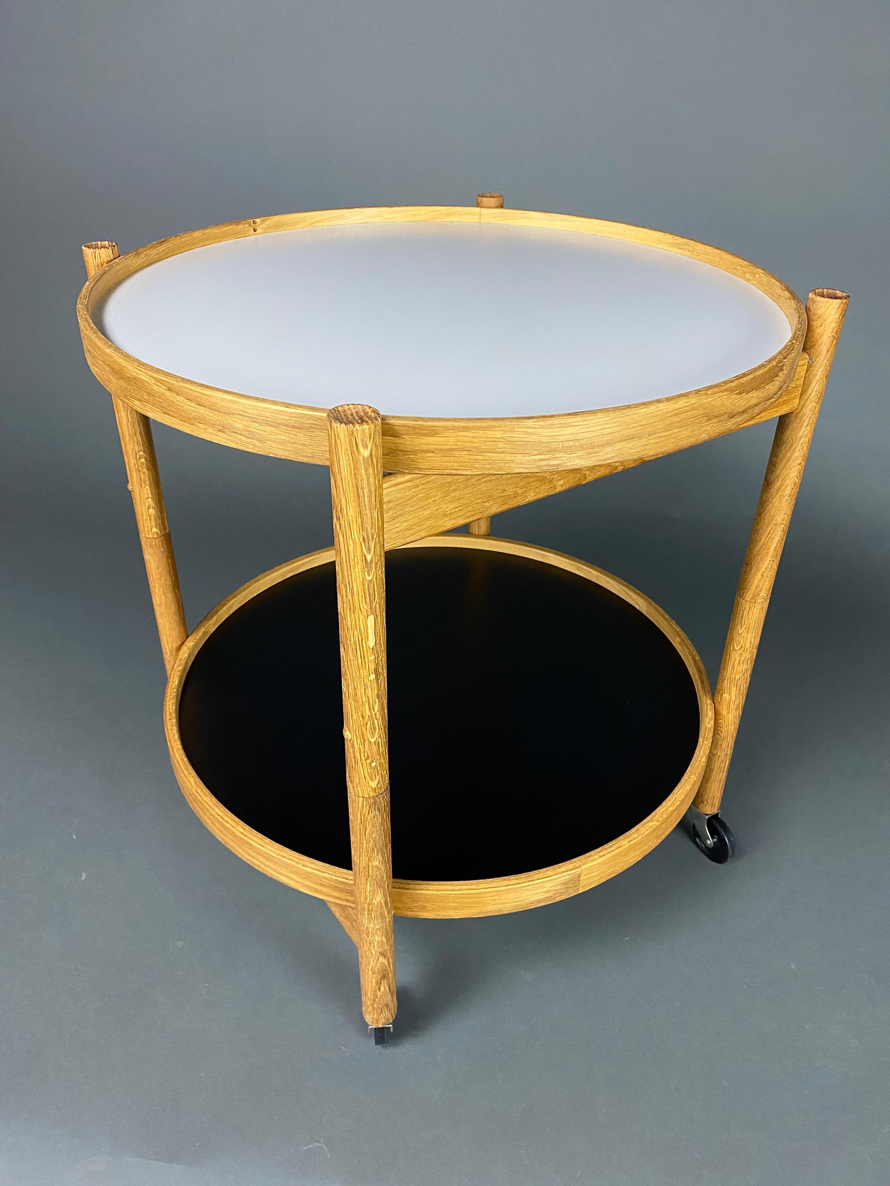 Danish Mid-Century Modern Foldable Serving Trolley In Good Condition For Sale In Weesp, NL