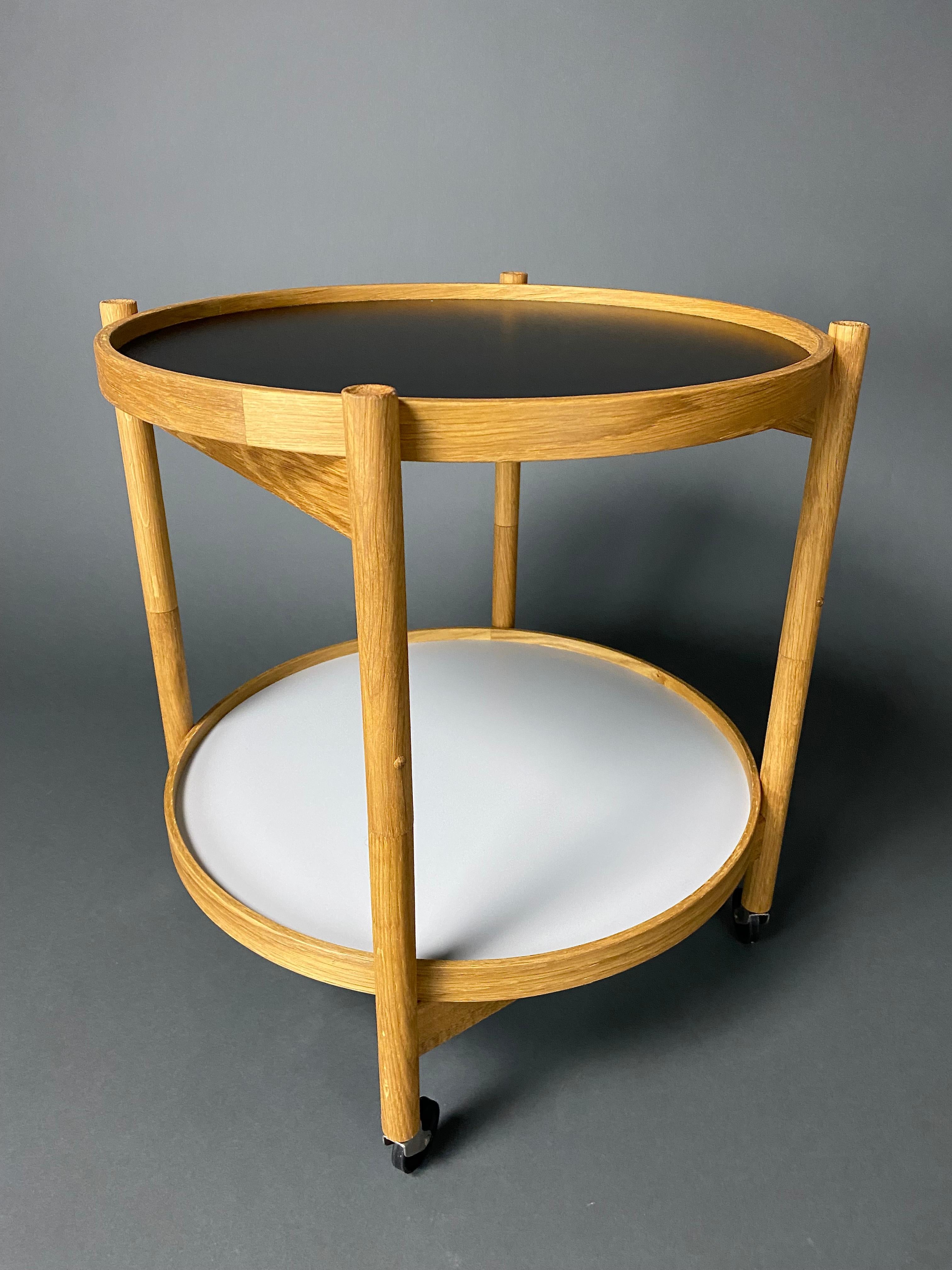 Danish Mid-Century Modern Foldable Serving Trolley In Good Condition For Sale In Weesp, NL