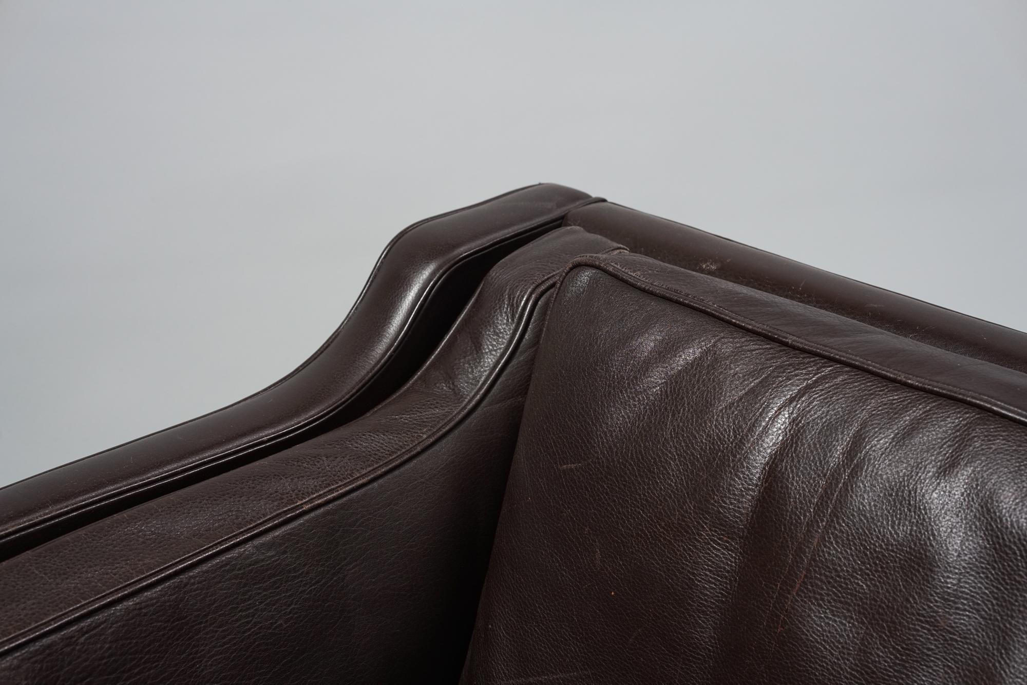 Mid-Century Modern Canapé danois moderne du milieu du siècle Frederician 2212 -Sofa de Børge Mogensen