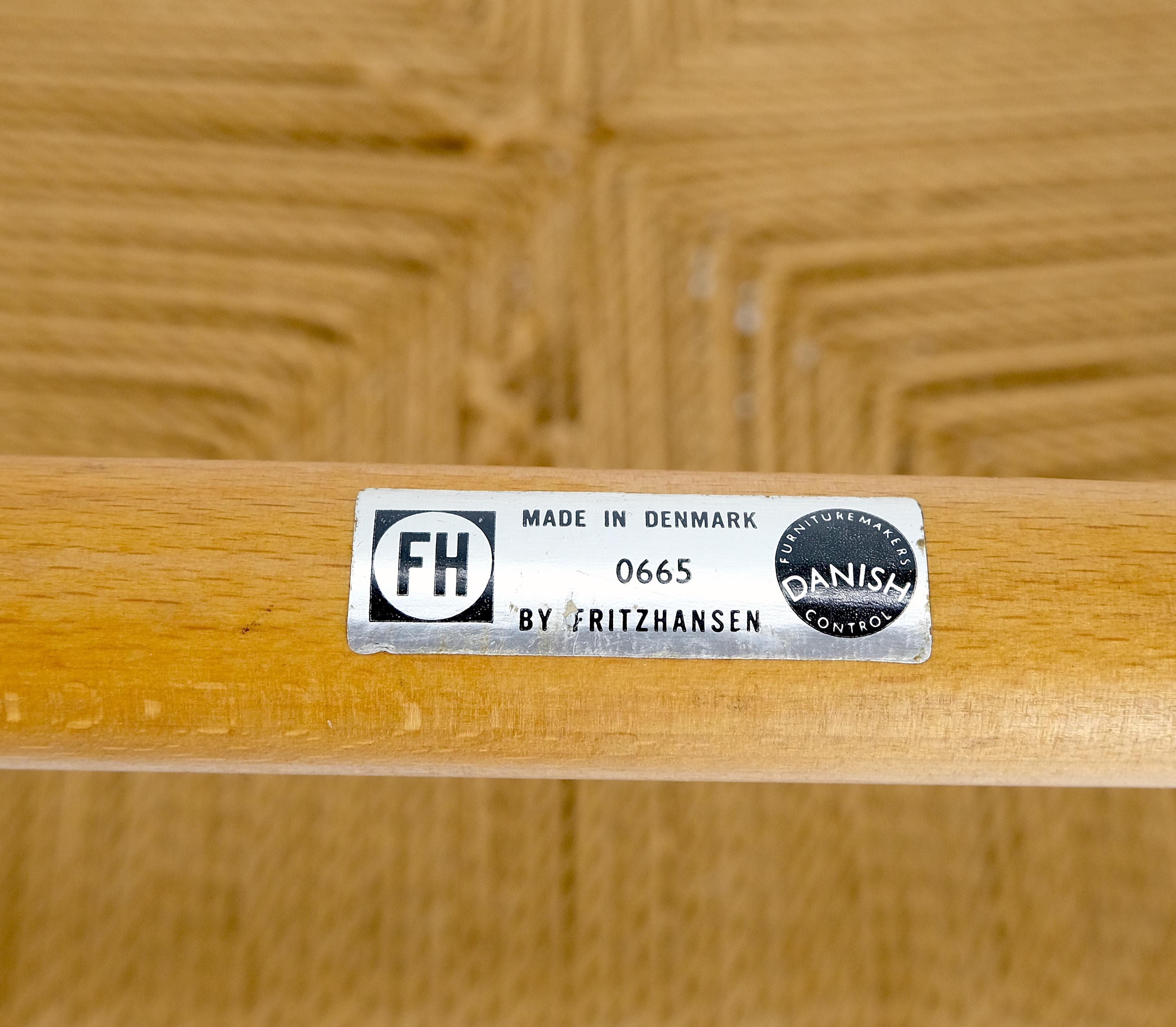 Dänisch Mid Century Modern Fritz Hansen Rush Seat Gebogenes Holz Eckstuhl MINT! (Moderne der Mitte des Jahrhunderts) im Angebot