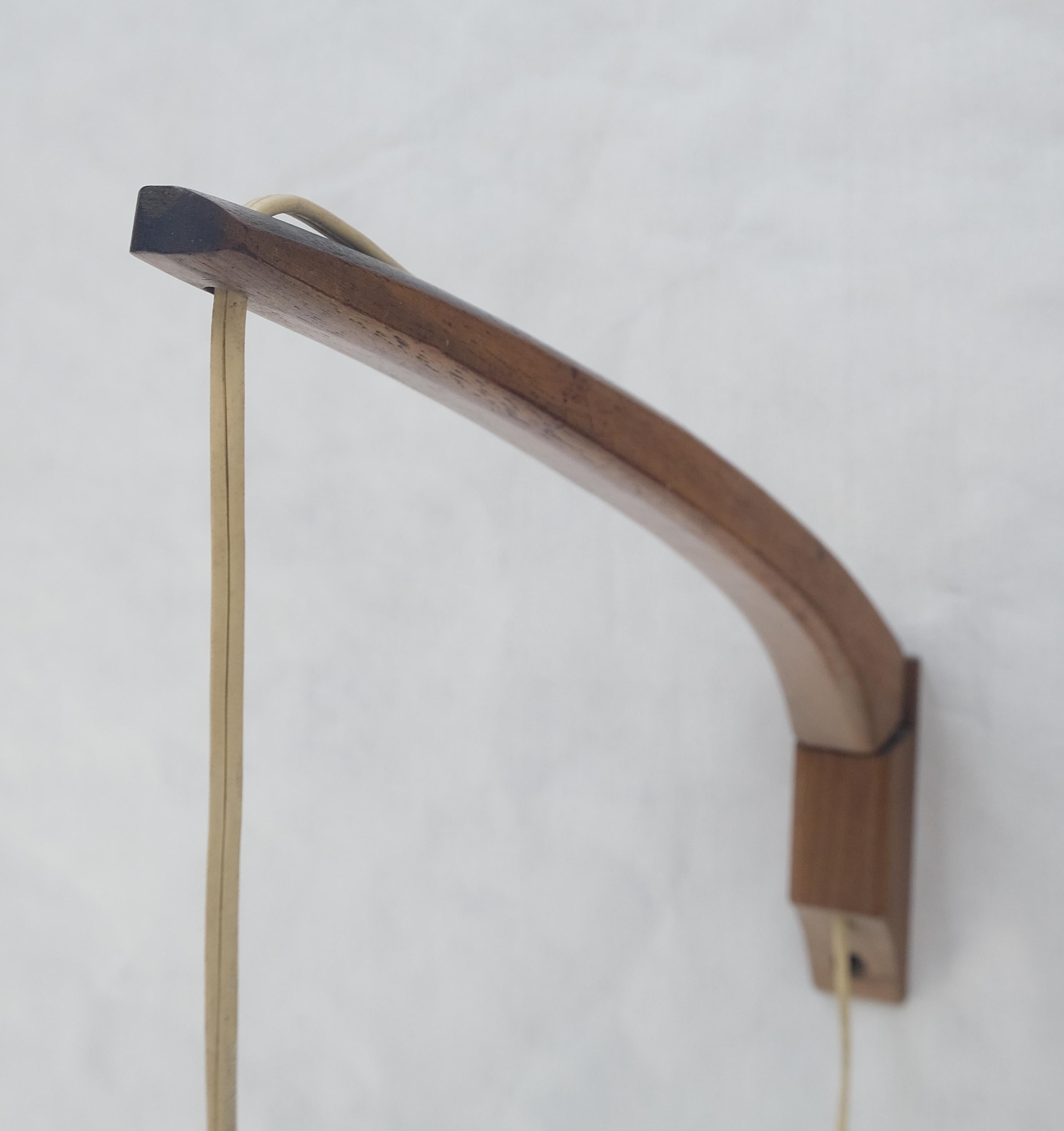 Danish Mid Century Modern Fully Adjustable Teak Swing Scones Frost Glass Shade In Good Condition For Sale In Rockaway, NJ