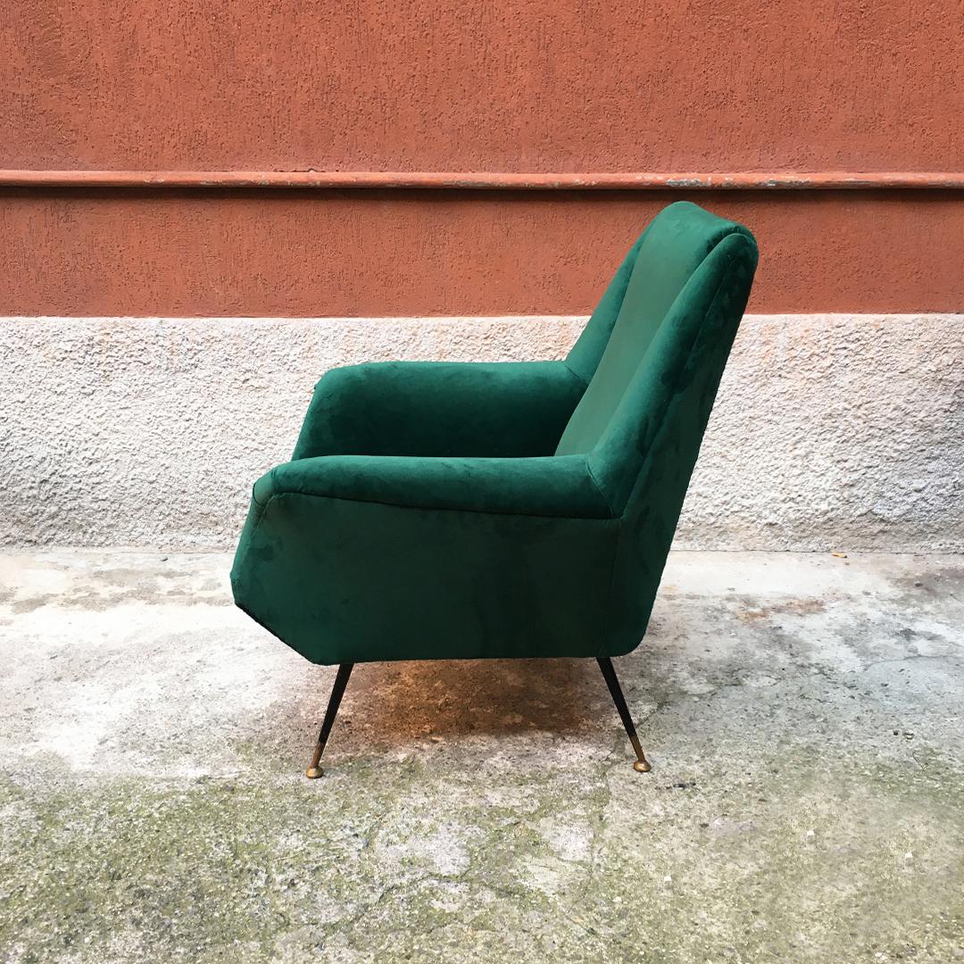 Italian Mid-Century Green Velvet Armchair Whit Armrests, 1950s In Good Condition In MIlano, IT