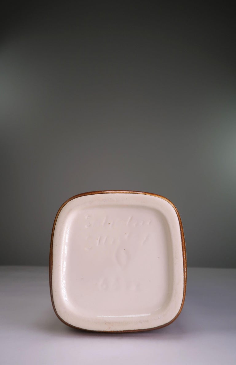 60s Modernist Graphic Grey Ceramic Vase by Einar Johansen, Soholm For Sale 1