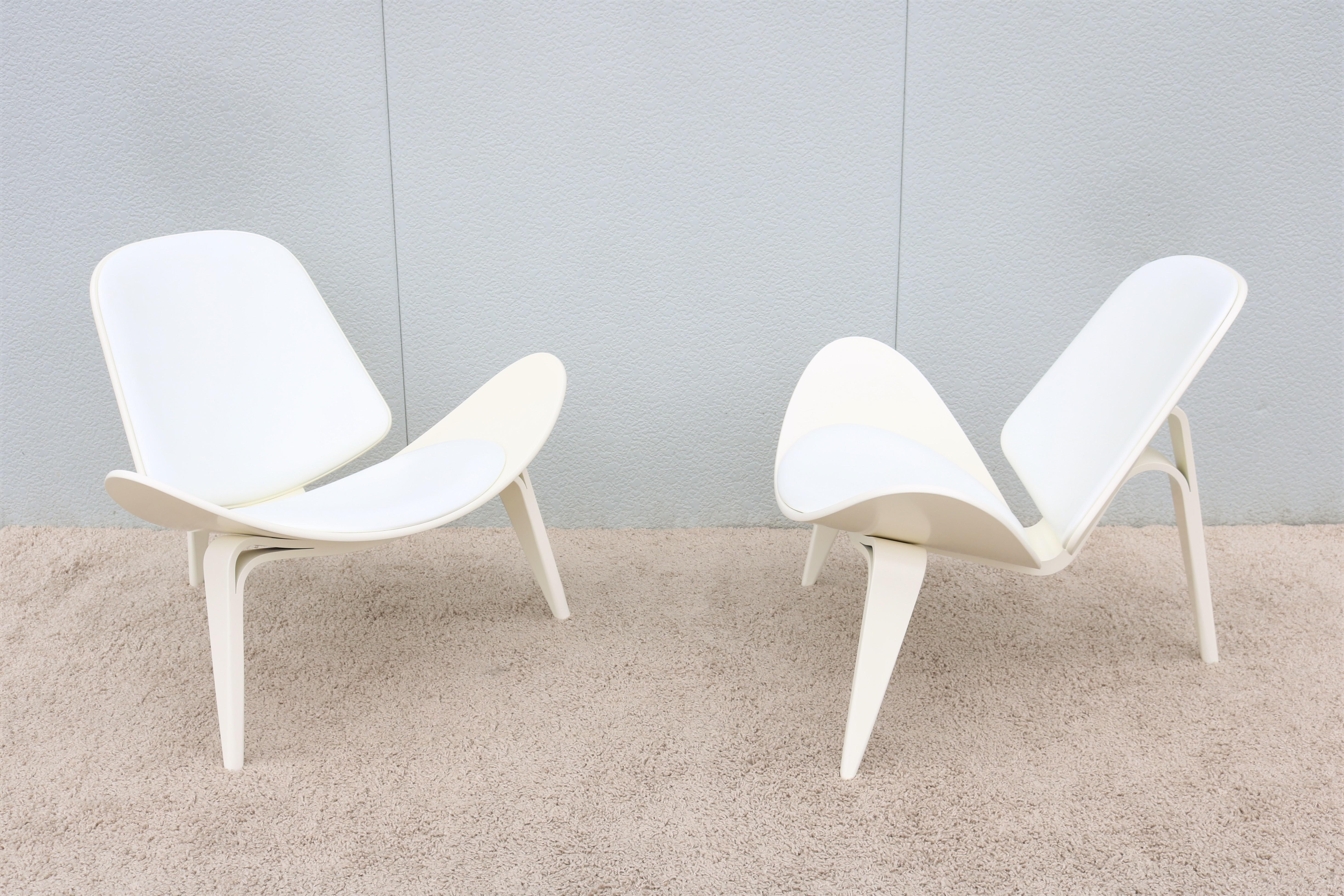 Danois Paire de chaises coquillage CH07 de Hans J. Wegner pour Carl Hansen, de style danois moderne du milieu du siècle dernier en vente