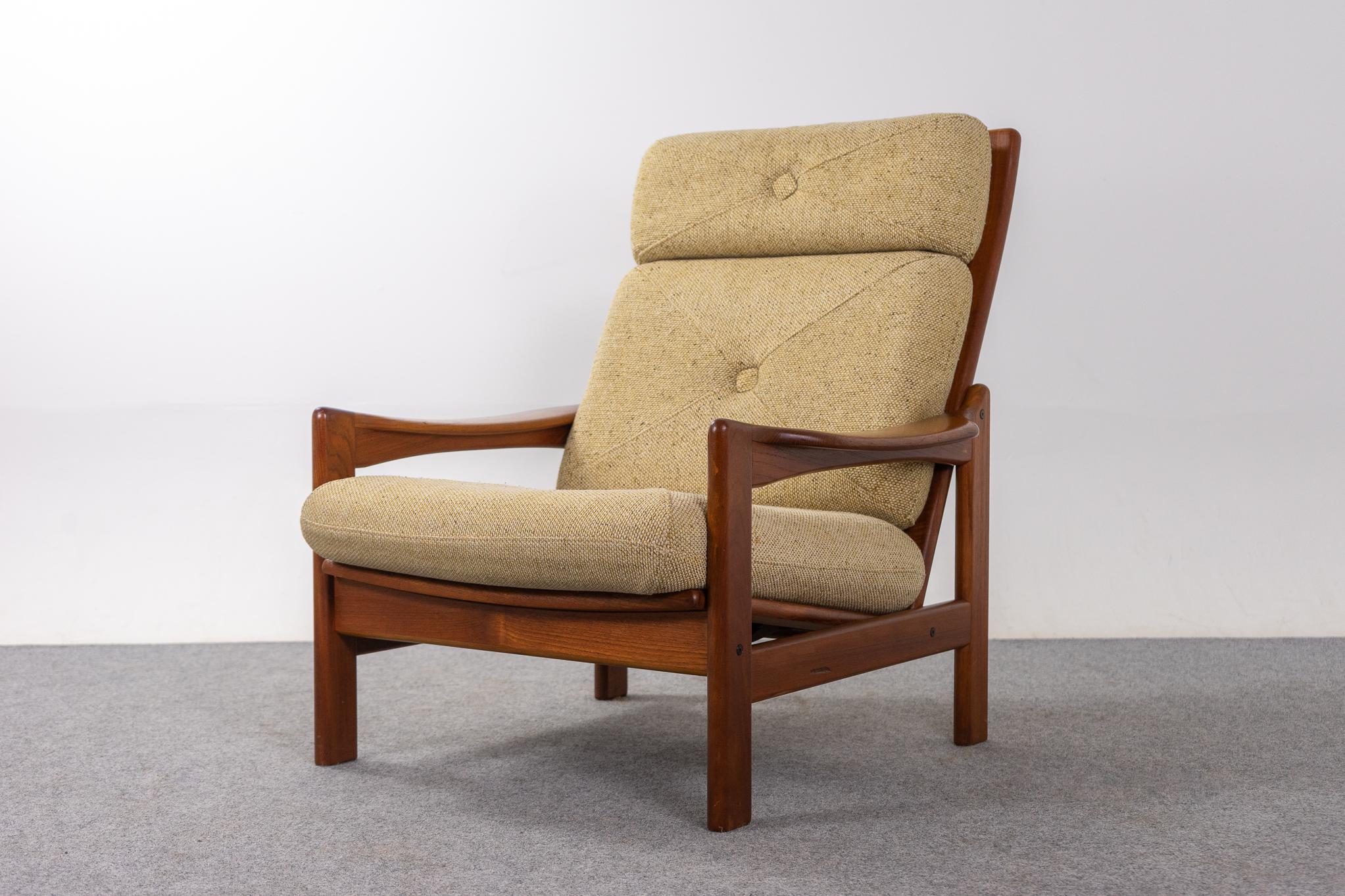 Teak Danish modern lounge chair, circa 1960's. High back provides support for your neck, very comfortable! Sculpted teak frame with beautiful smooth joinery. Clean modern solid wood frame, a sweet accent chair! 

Unrestored item, some marks