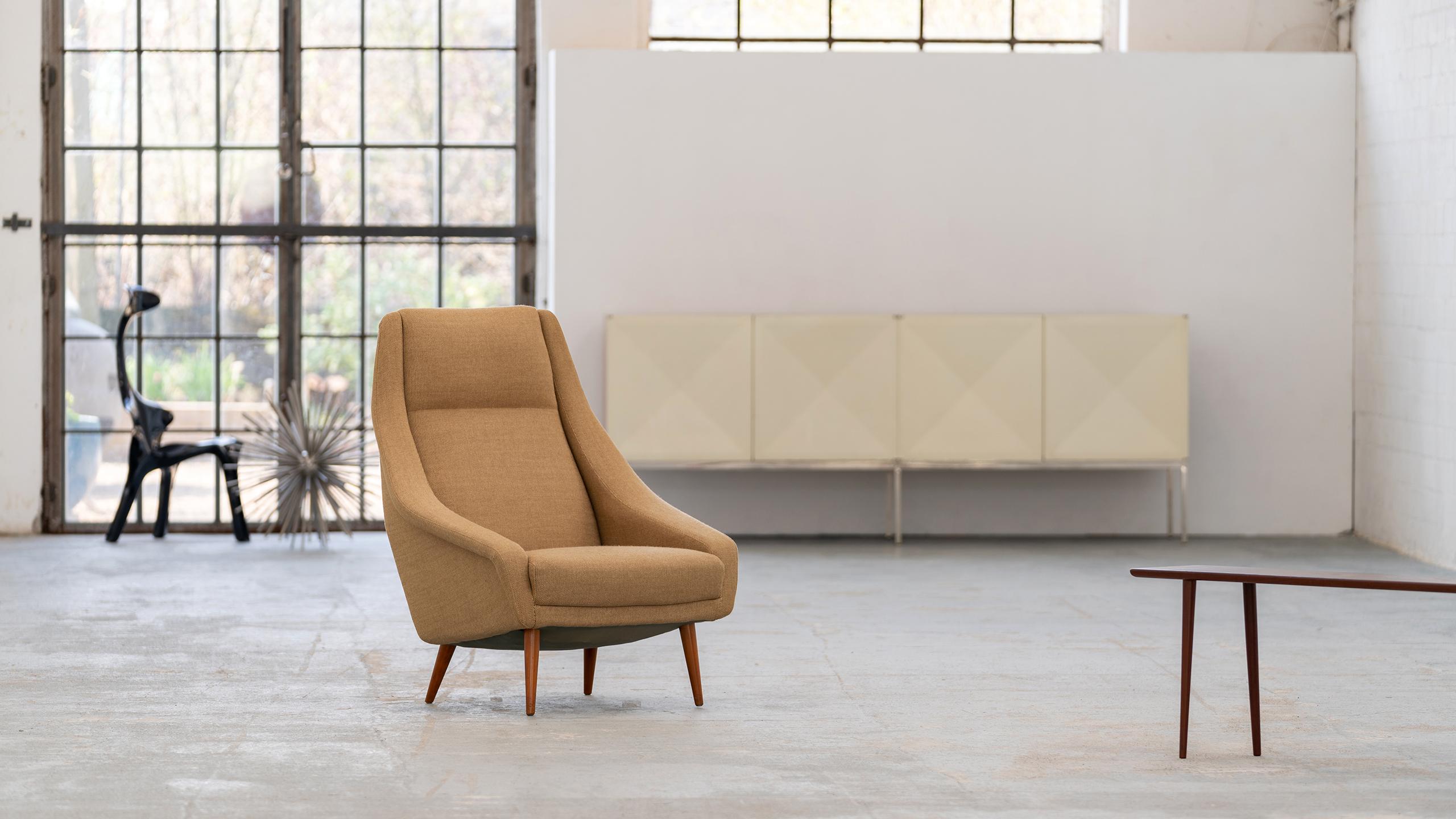 Fabric Danish Mid-Century Modern Highback Lounge Chair in Hallingdal ca. 1965, Denmark For Sale
