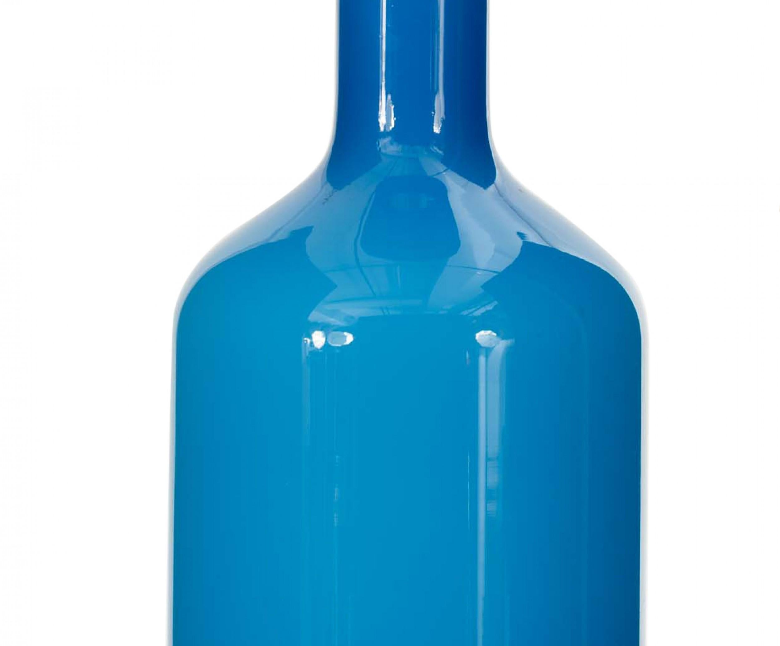 Scandinavo moderno Bottiglia blu Holmegaard danese della metà del secolo scorso in vendita