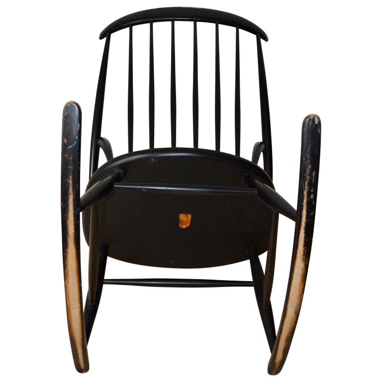 Danish Mid-Century Modern Illum Wikkelsø Rocking Chair For Sale 1