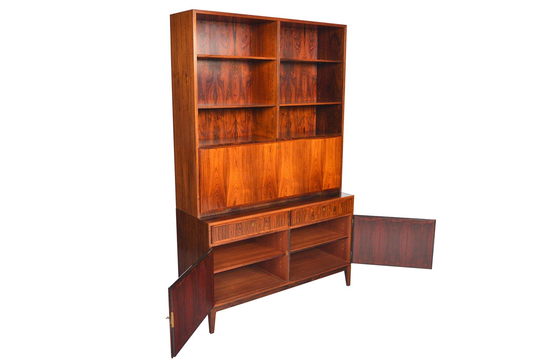 Danish Mid-Century Modern Kai Winding Rosewood Credenza with Bookcase Hutch In Good Condition In Berkeley, CA