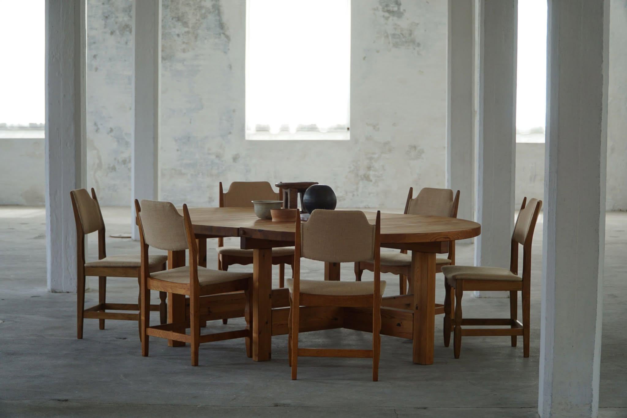 Pin Grande table de salle à manger danoise moderne du milieu du siècle en pin, Tage Poulsen, 1970 en vente
