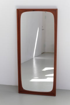 Grand miroir en teck danois moderne du milieu du siècle, années 1960.