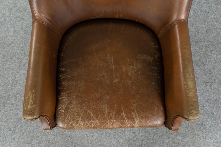 Danish Mid-Century Modern Leather & Teak Lounge Chair For Sale 2