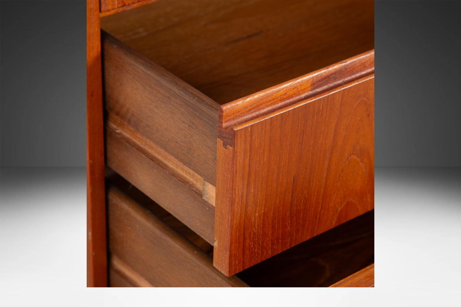 Danish Mid-Century Modern Long Teak Dresser For Sale 2
