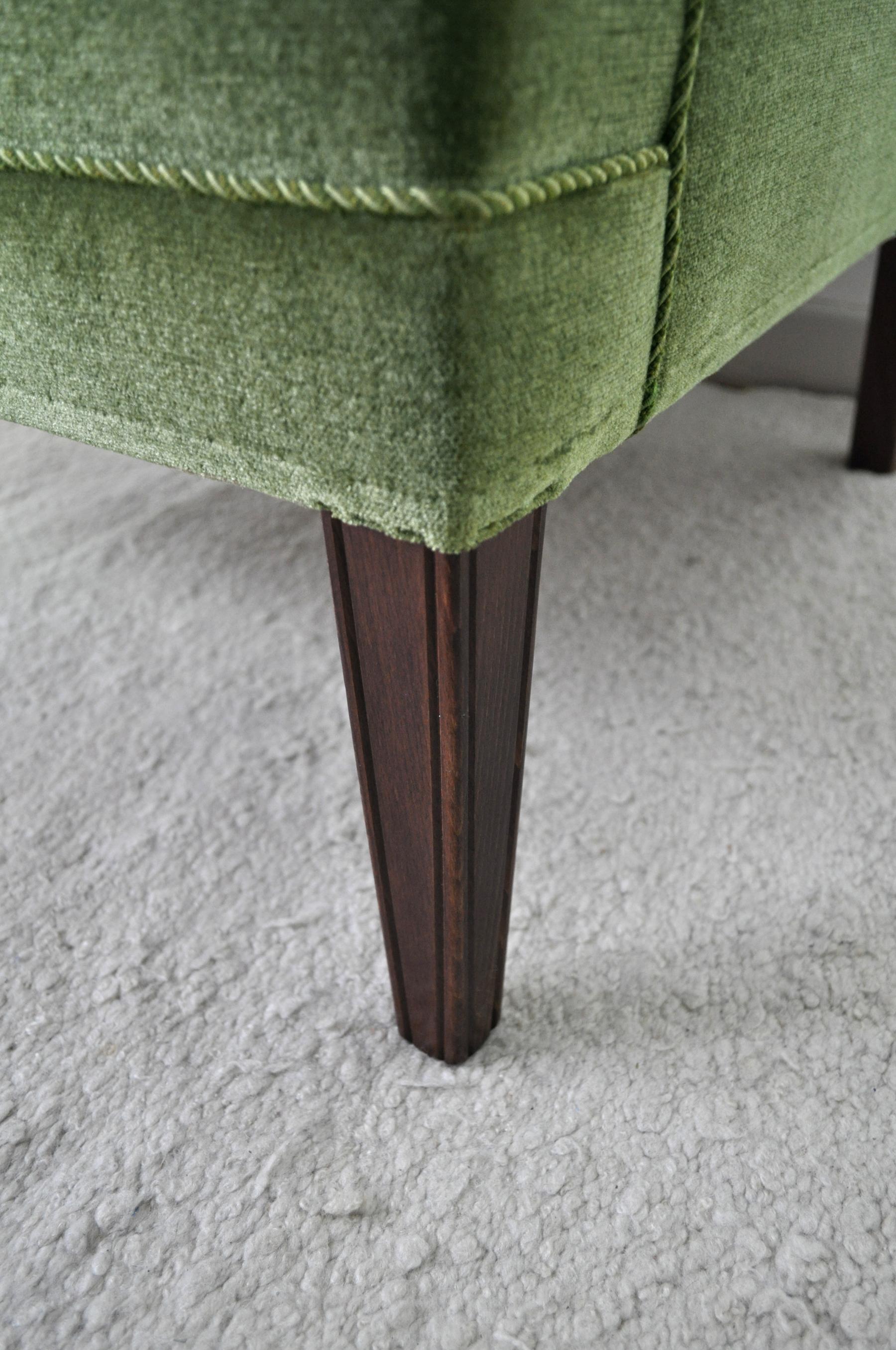 Danish Mid-Century Modern Lounge Chair in Green Velvet, 1950s 1