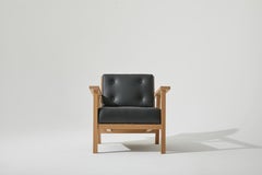 Danish Mid-Century Modern Lounge Chair White Oak and Black Vinyl by Stille Home