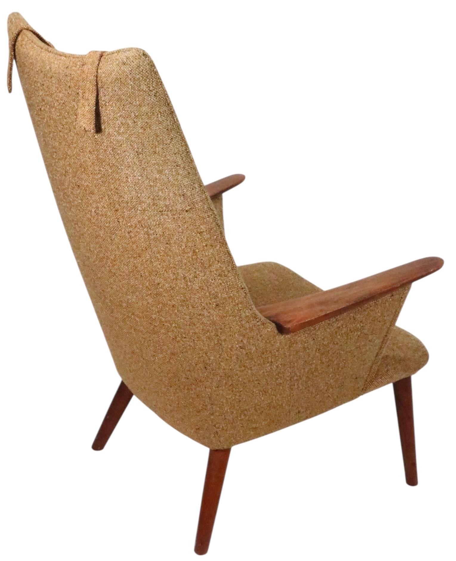 Chaise danoise moderne du milieu du siècle Mama Bear AP-27 conçue par Hans Wegner en vente 5