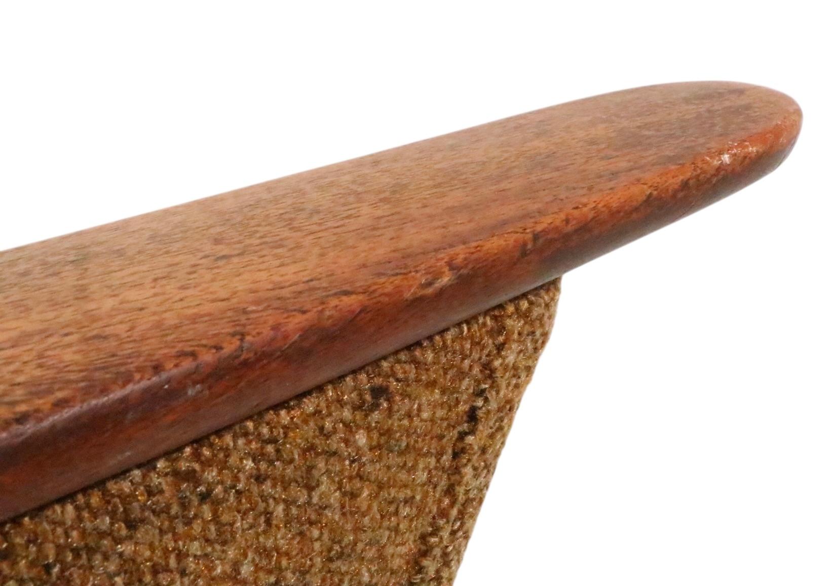 Chaise danoise moderne du milieu du siècle Mama Bear AP-27 conçue par Hans Wegner en vente 7