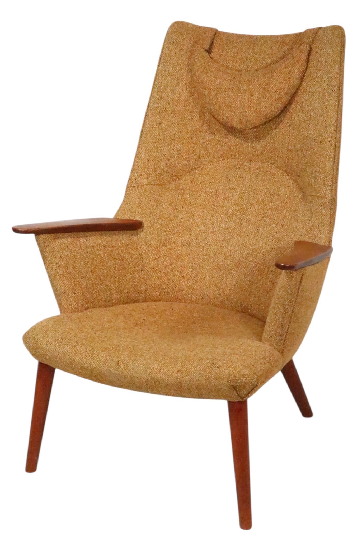 Chaise danoise moderne du milieu du siècle Mama Bear AP-27 conçue par Hans Wegner Bon état - En vente à New York, NY