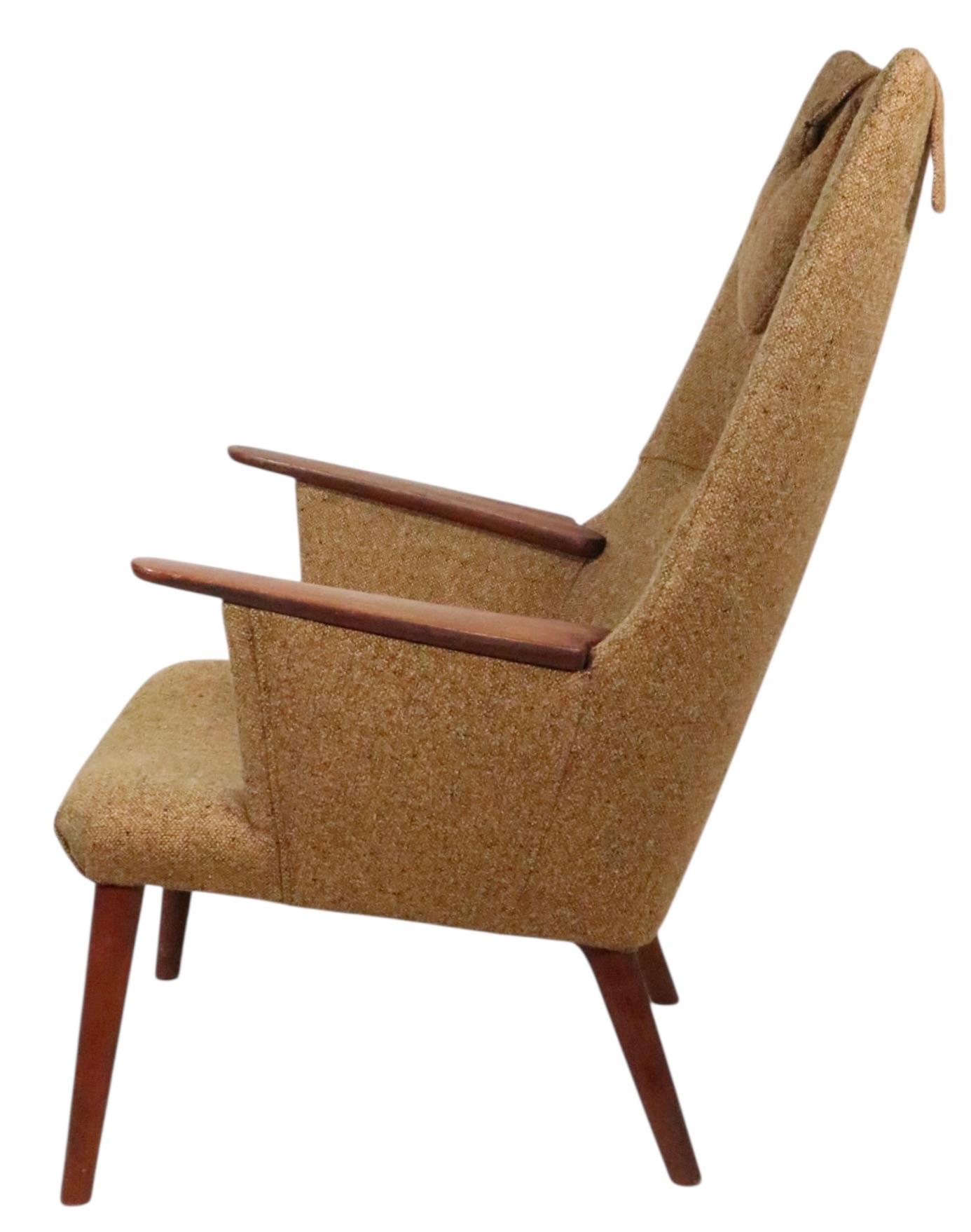 Tissu Chaise danoise moderne du milieu du siècle Mama Bear AP-27 conçue par Hans Wegner en vente