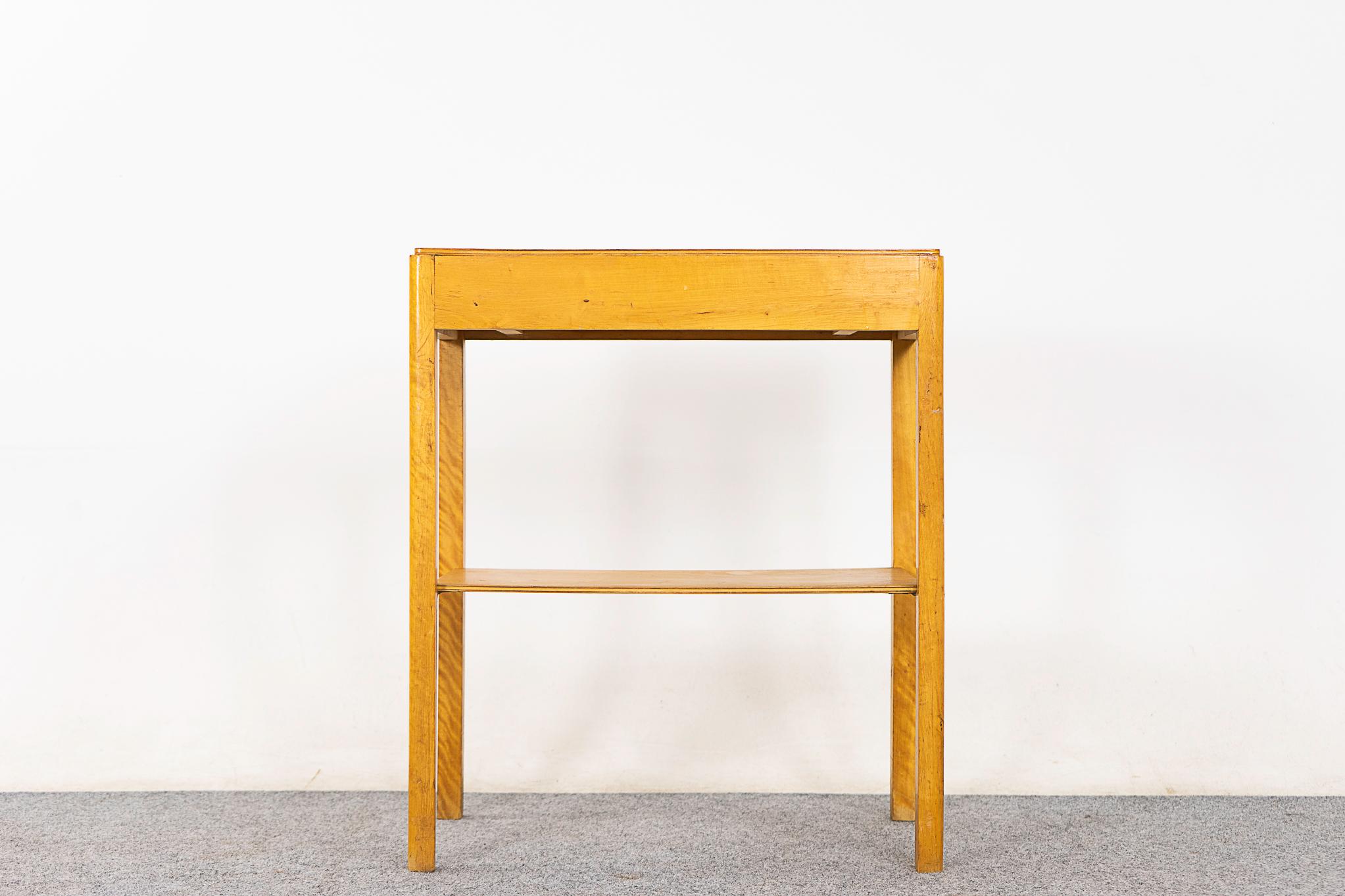 Danish Mid-Century Modern Maple Bedside Table  For Sale 5