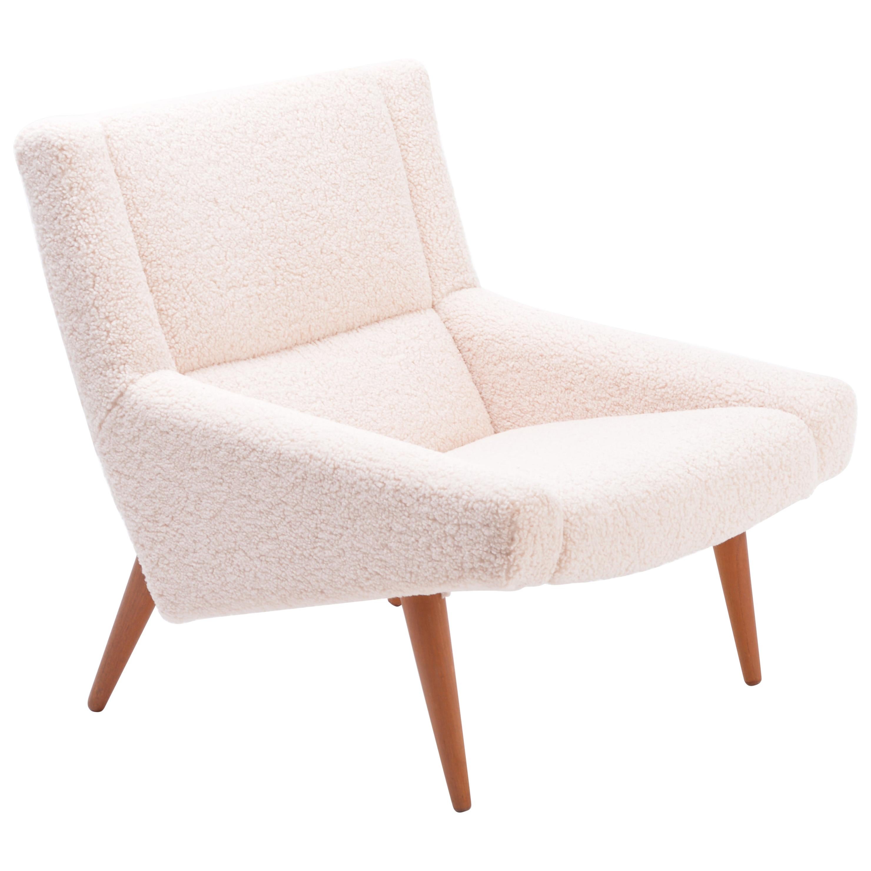 Danish Mid-Century Modern Model 50 Chair by Illum Wikkelsø in Teddy Fur