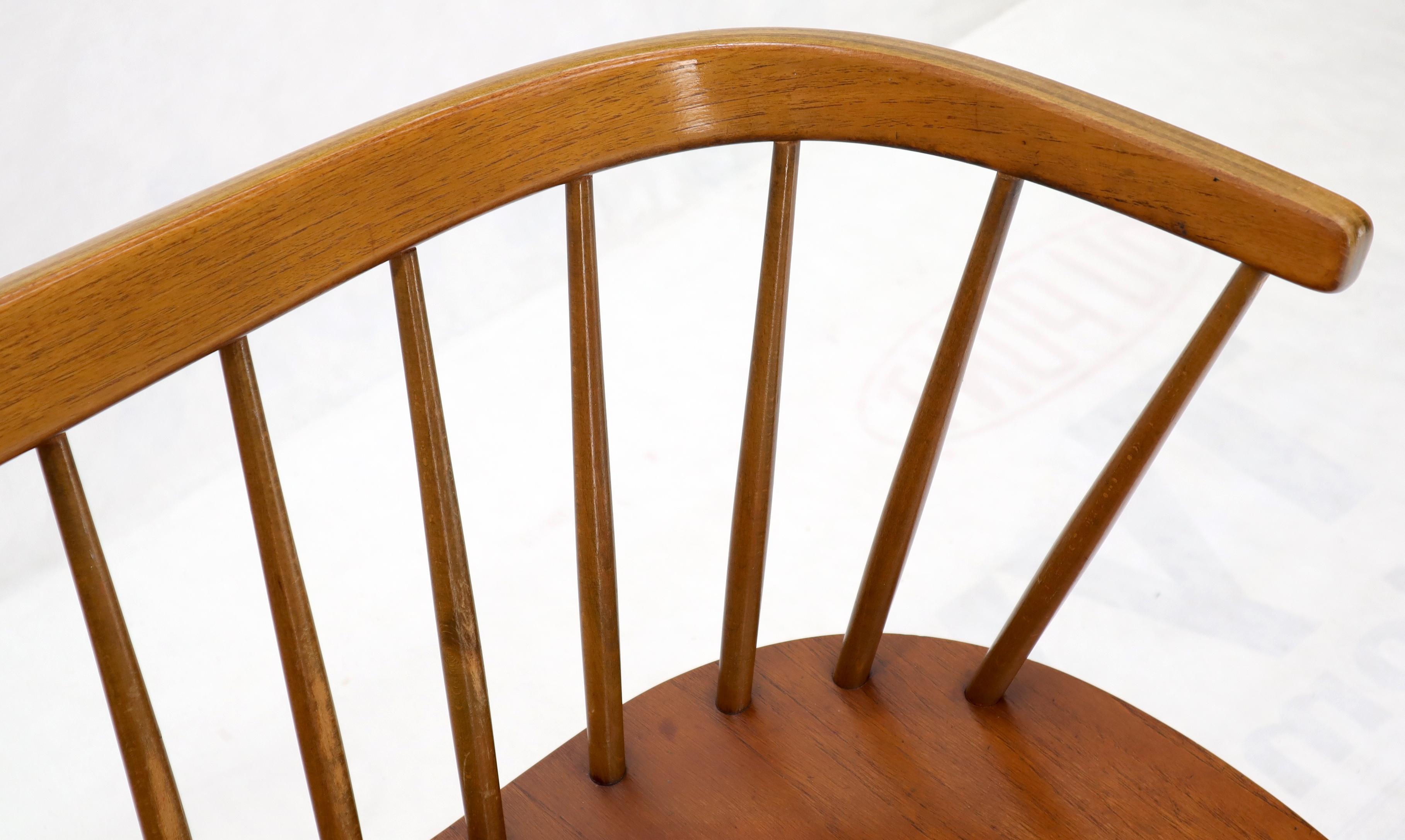 Unknown Danish Mid-Century Modern Molded Teak Plywood Spindle Back Settee Bench