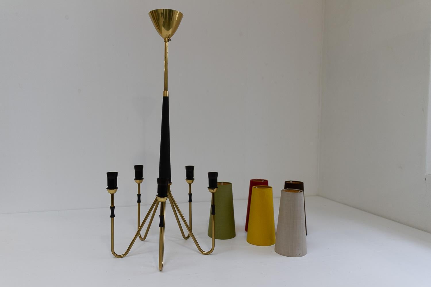 Lustre danois en laiton multicolore The Moderns, années 1950 en vente 12