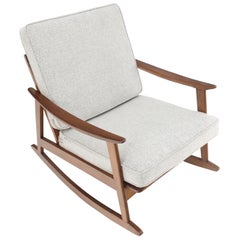 Fauteuil à bascule danois moderne du milieu du siècle dernier, tapissé de laine grise neuve Mint!