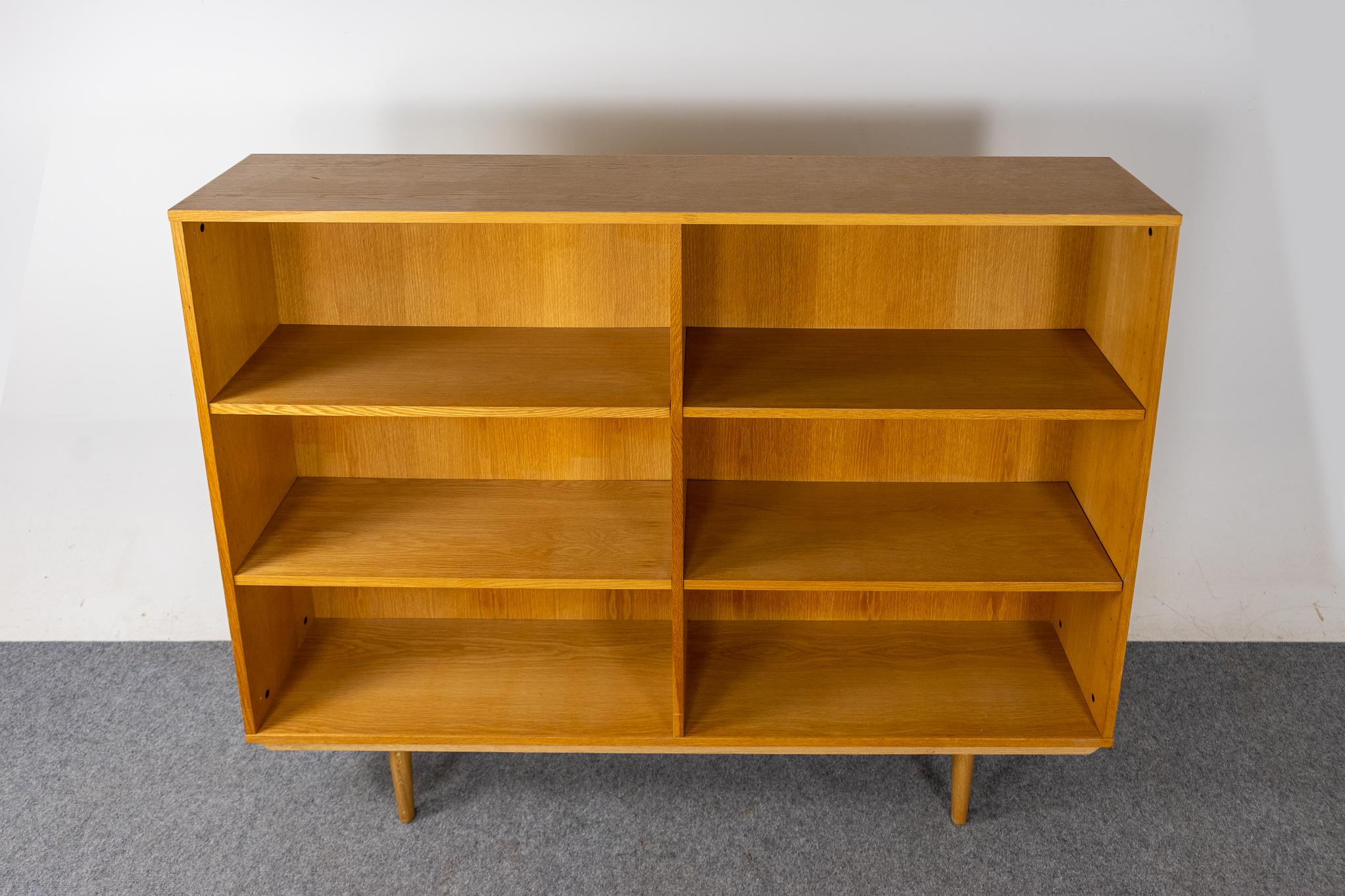 Veneer Danish Mid Century Modern Oak Bookcase