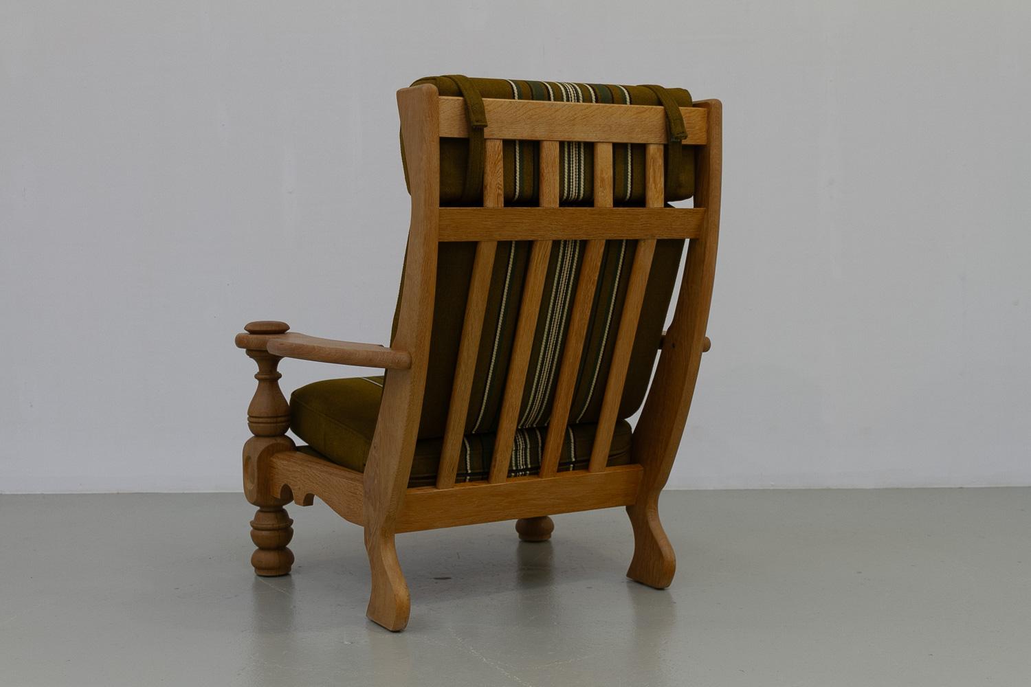 Danish Mid-Century Modern Oak High Back Lounge Chair in Kjærnulf Style, 1960s. For Sale 7
