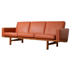 Danish Mid-Century Modern Oak & Leather Sofa GE 236/3 by Hans Wegner for GETAMA
