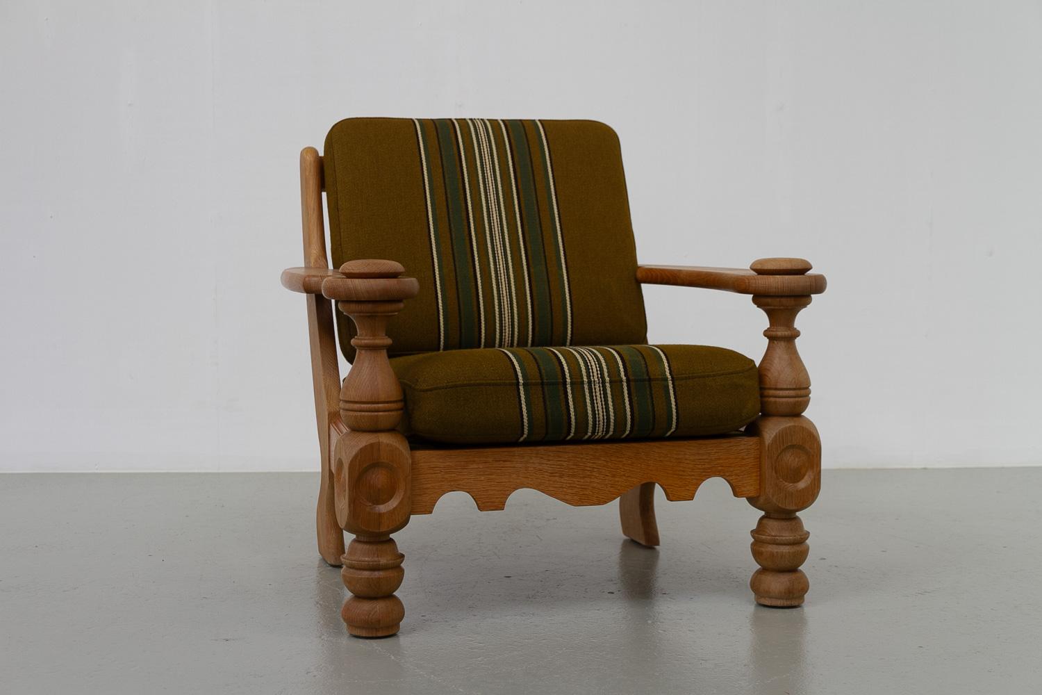 Danish Mid-Century Modern Oak Lounge Chair in Kjærnulf Style, 1960s. For Sale 7