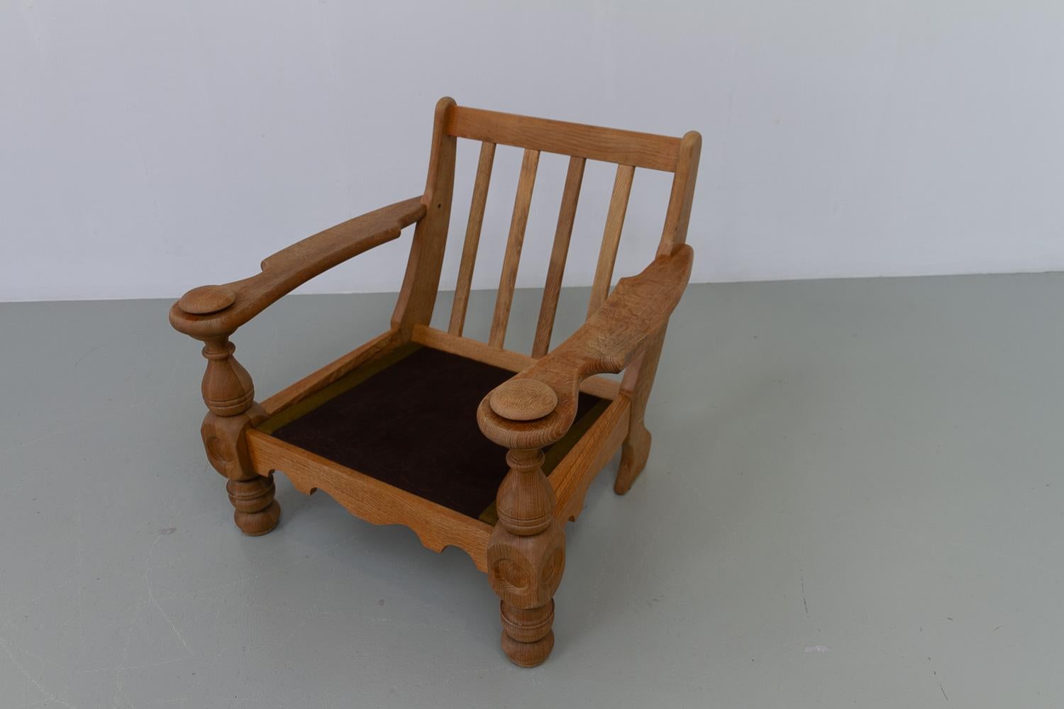 Danish Mid-Century Modern Oak Lounge Chair in Kjærnulf Style, 1960s. For Sale 15
