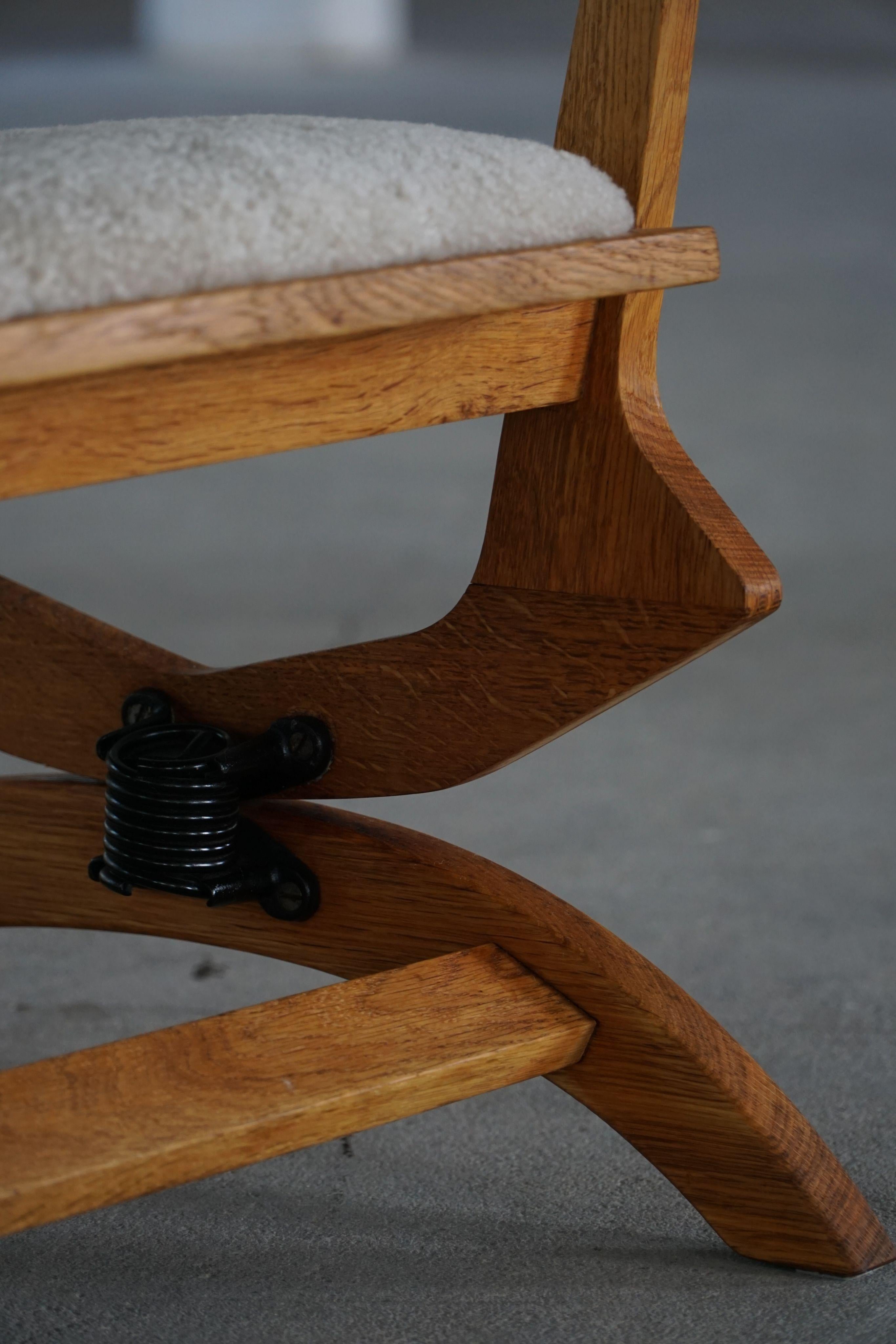 Sedia a dondolo danese del Mid Century Modern, Oak, rivestita in lana d'agnello, anni '50 in vendita 6