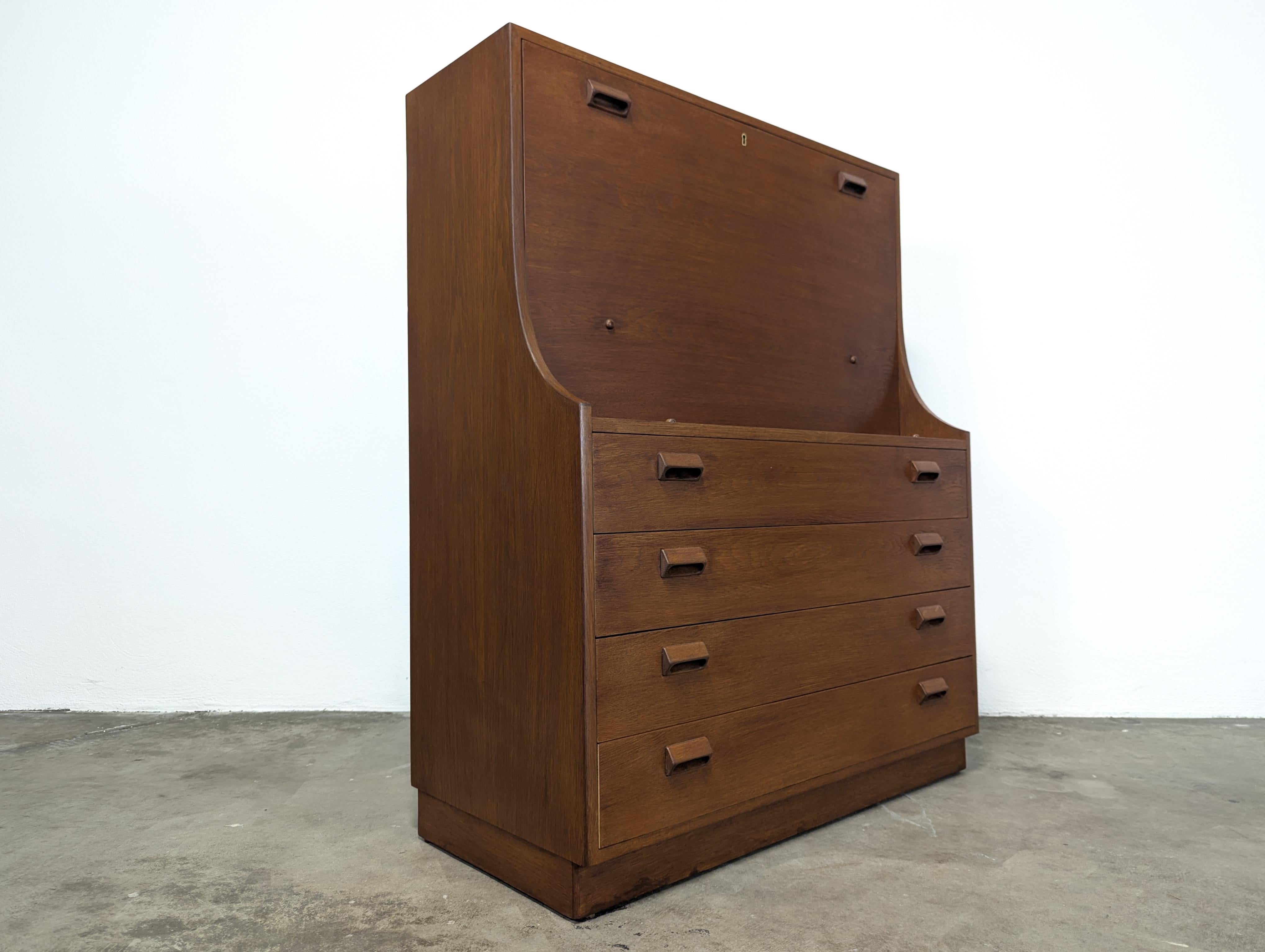 Danish Mid Century Modern Oak Secretary Desk by Borge Mogensen for Søborg Møbler For Sale 1