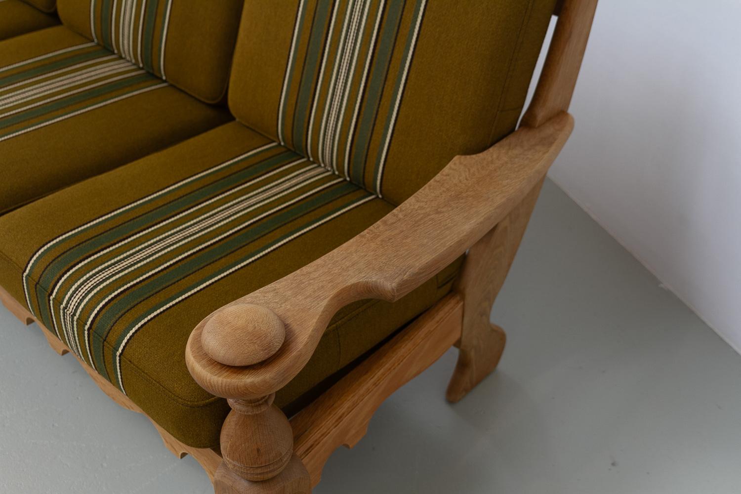 Divano danese di metà secolo in Oak in stile Kjærnulf, anni '60. in vendita 3