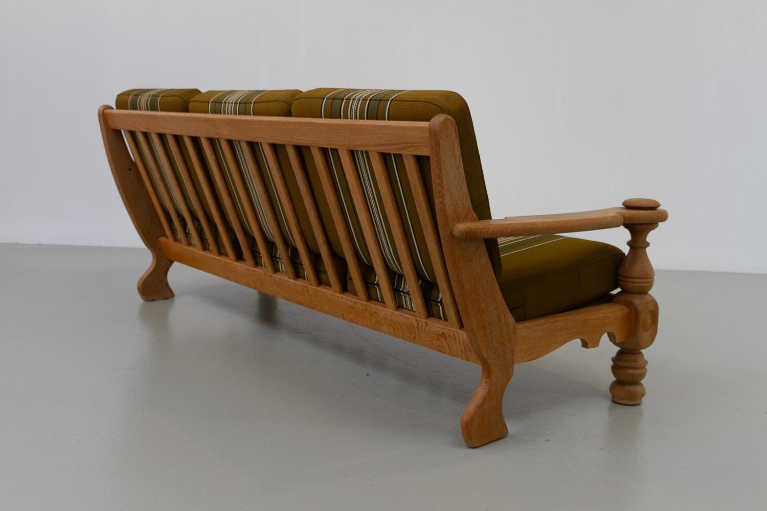 Divano danese di metà secolo in Oak in stile Kjærnulf, anni '60. in vendita 4
