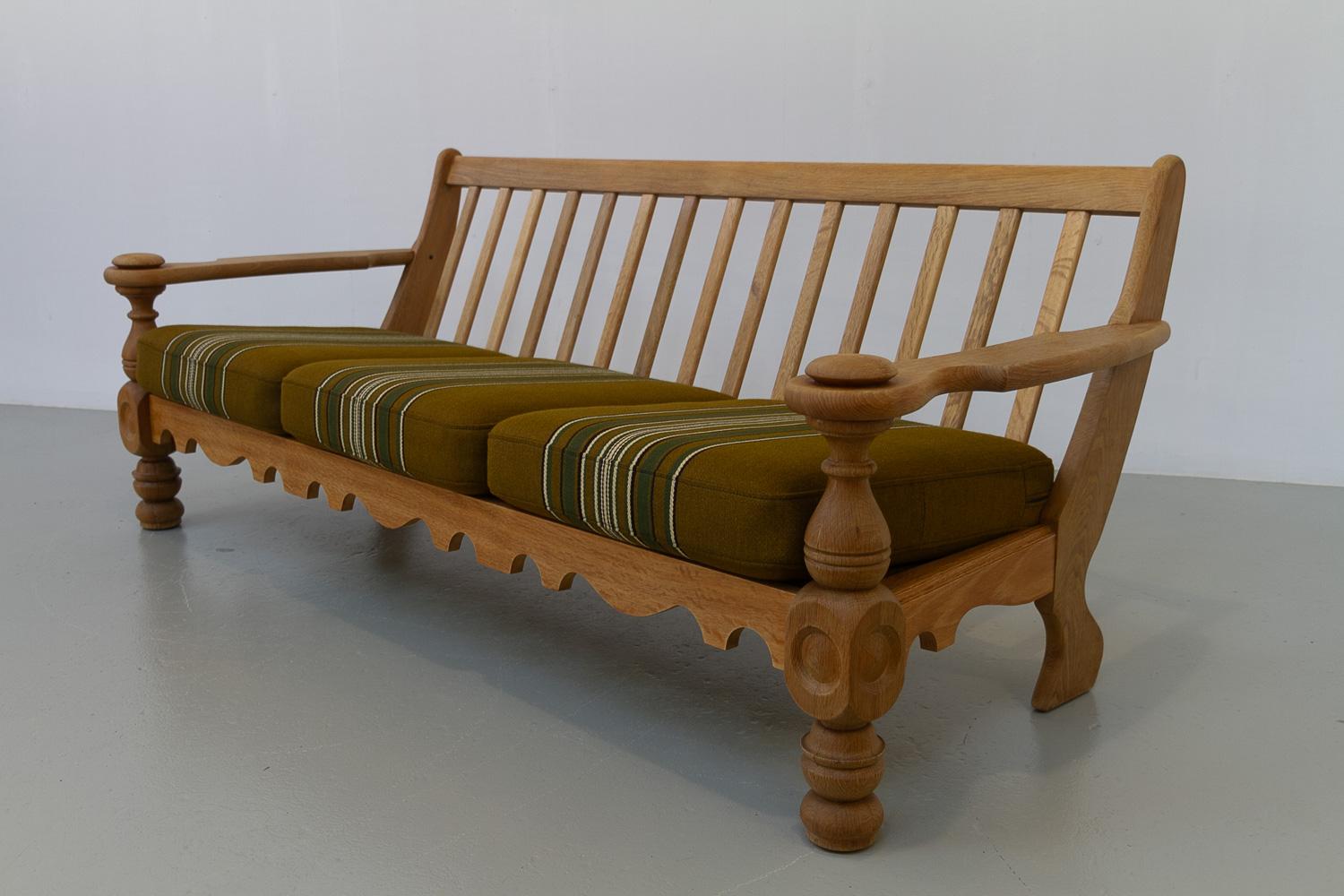 Divano danese di metà secolo in Oak in stile Kjærnulf, anni '60. in vendita 10