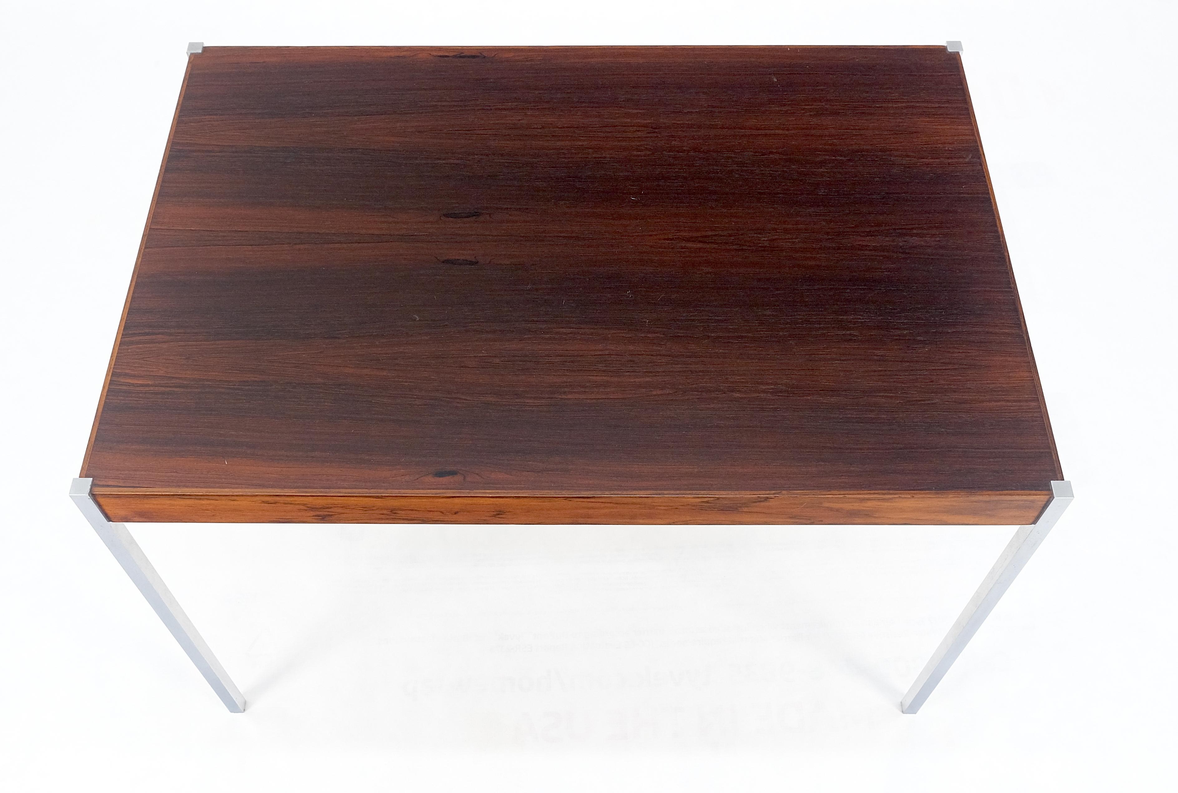 20th Century Danish Mid-Century Modern Occasional Side End or Coffee Table in Rosewood For Sale
