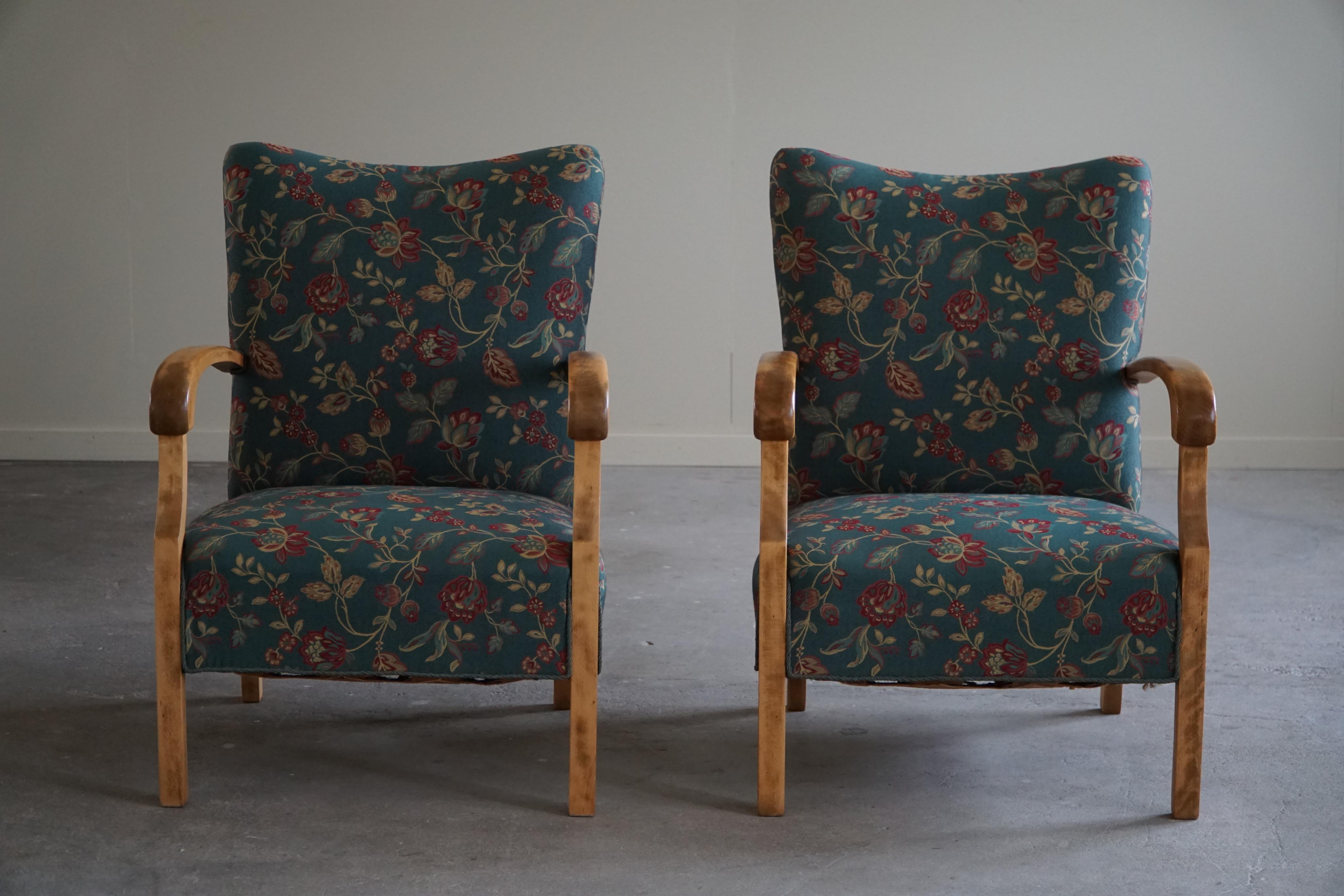 Danish Mid Century Modern, Pair of Armchairs in Beech and Original Fabric, 1960s For Sale 4