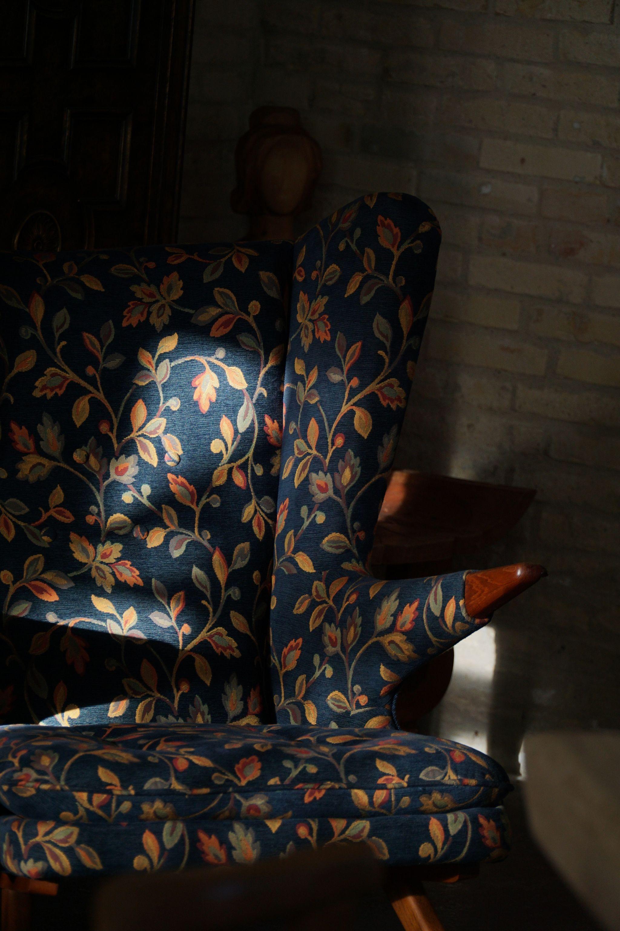 Danish Mid Century Modern, Papa Bear Wingback Lounge Chair in Teak, 1960s For Sale 5