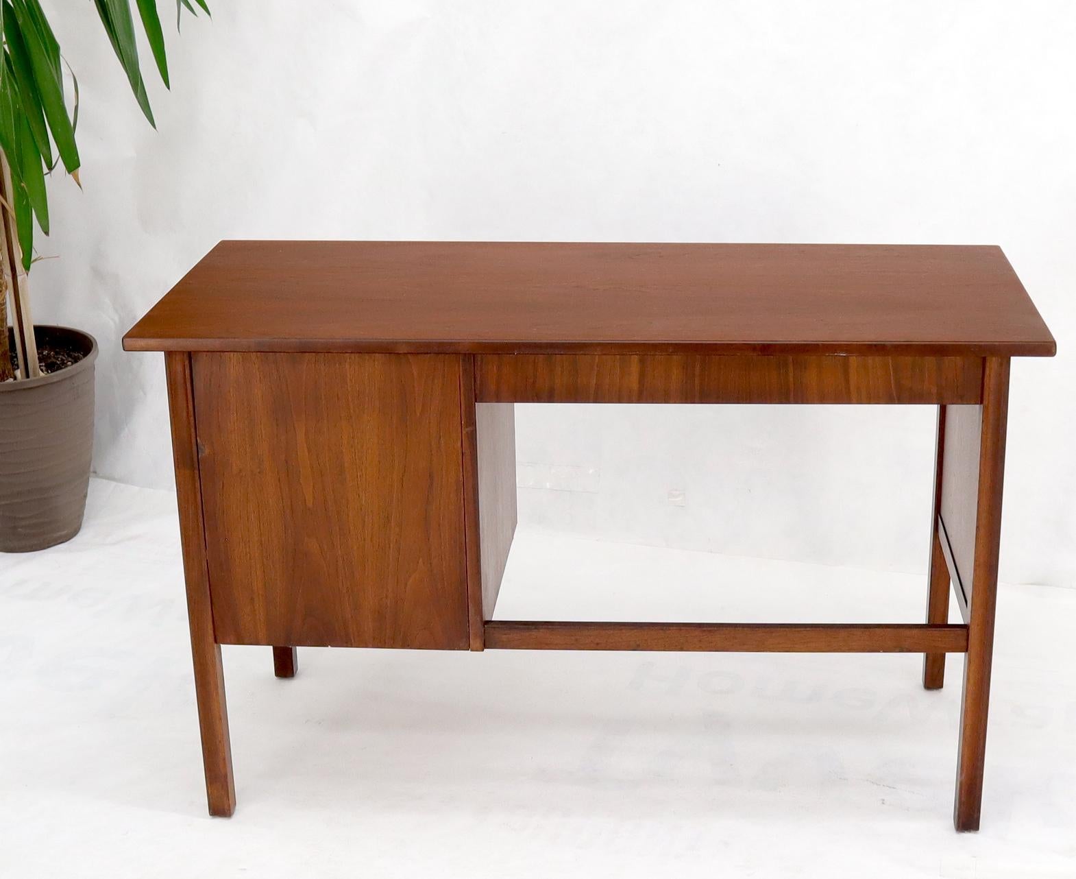 Danish Mid Century Modern Petit Single Pedestal Desk Two Drawers For Sale 5
