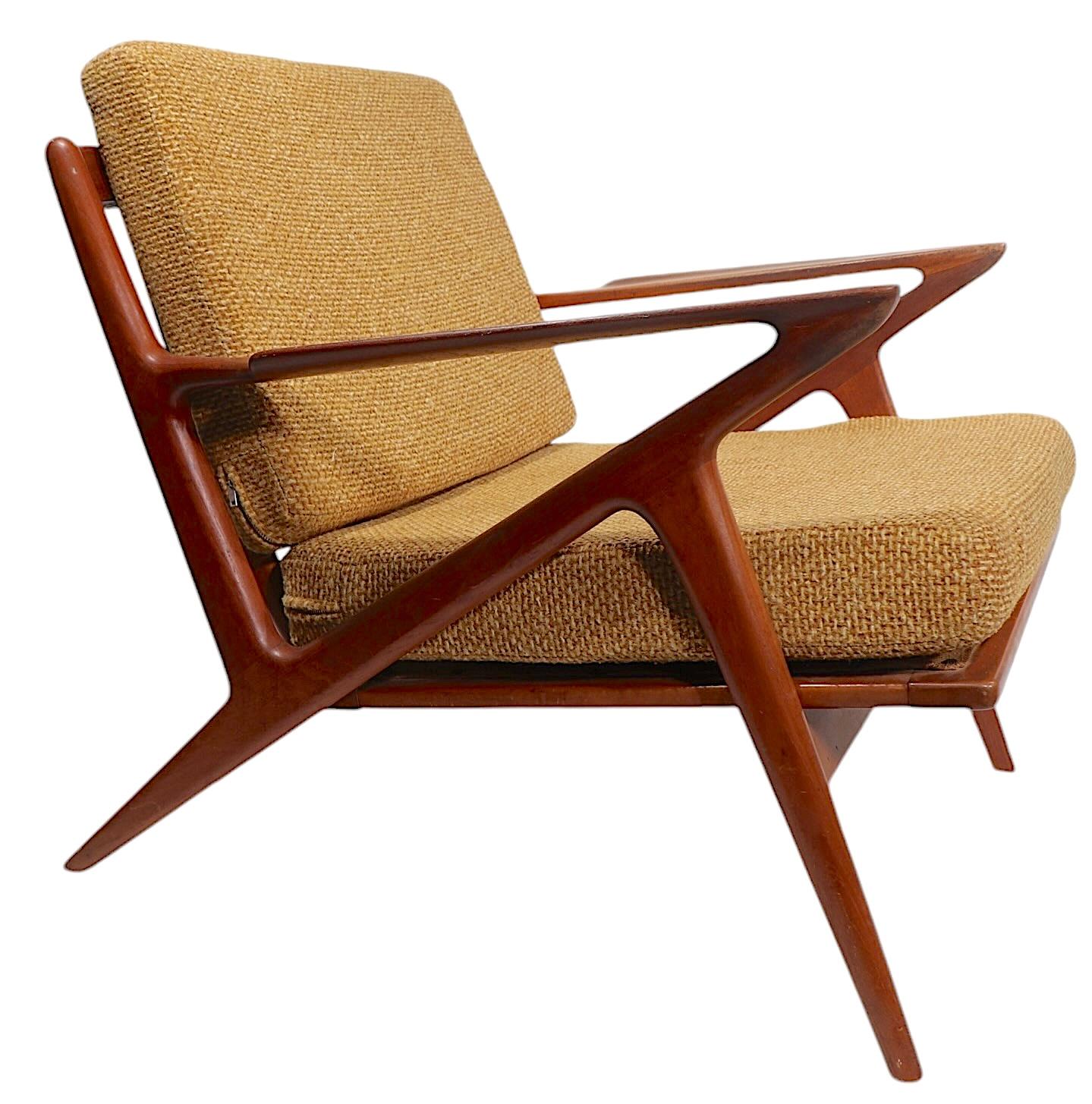 Danish Mid Century Modern  Poul Jensen Z Chair  for Selig c. 1960's For Sale 8